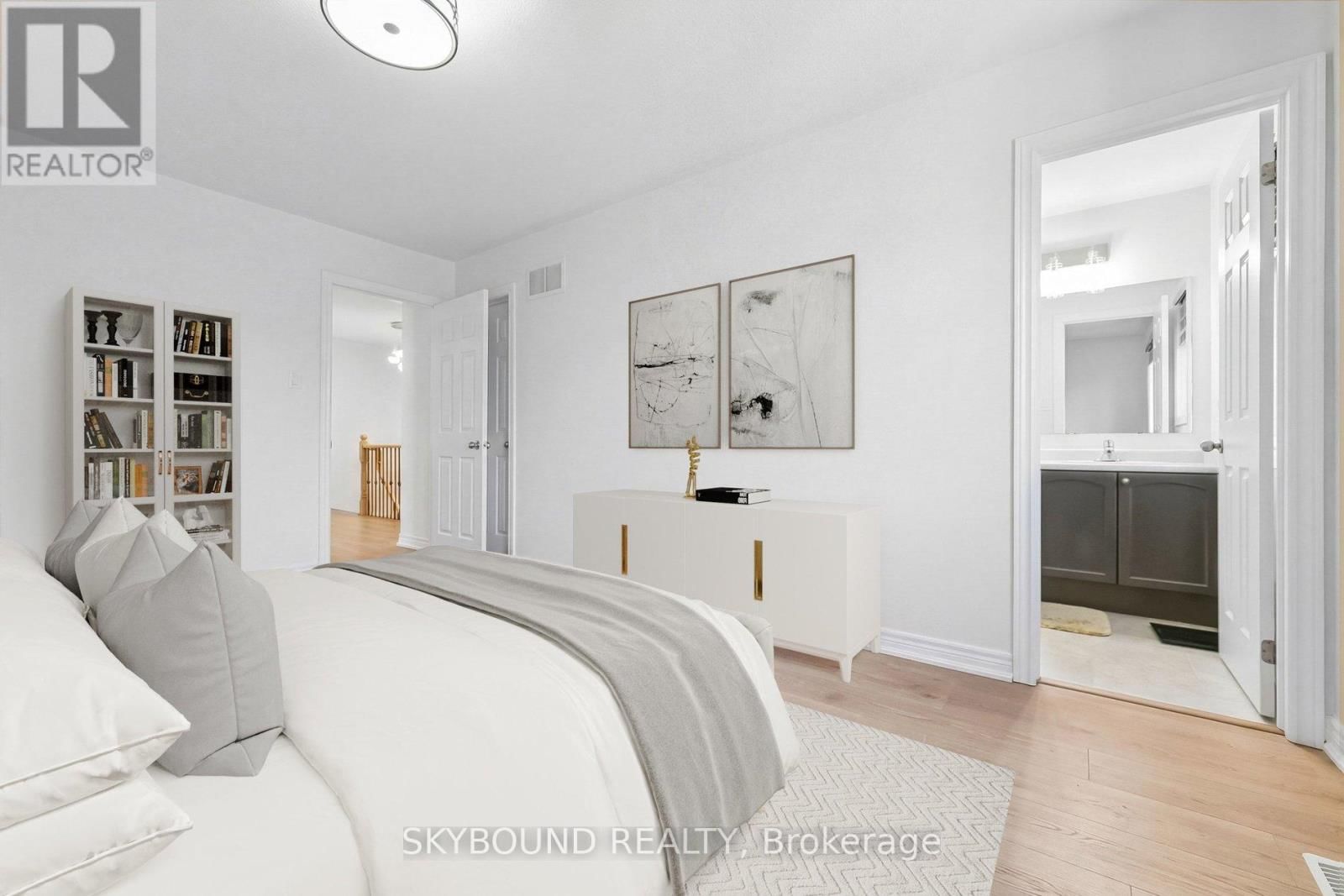 687 MEGSON TERRACE Image 19