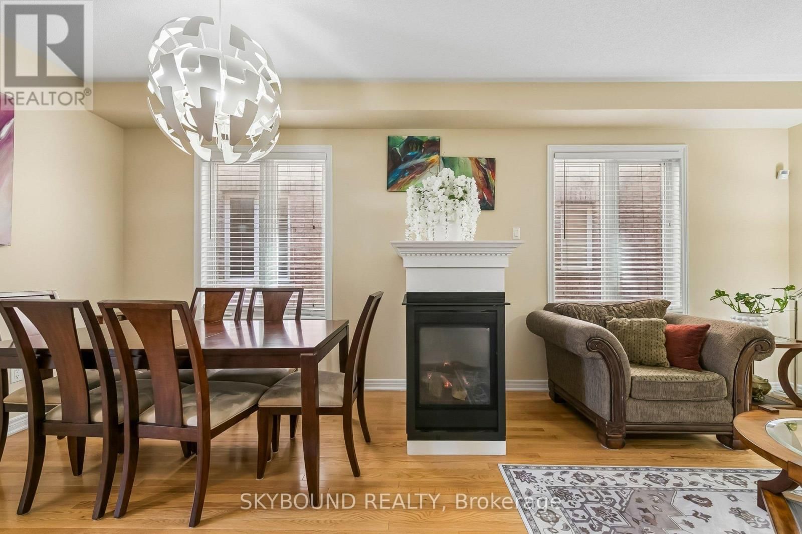 687 MEGSON TERRACE Image 9