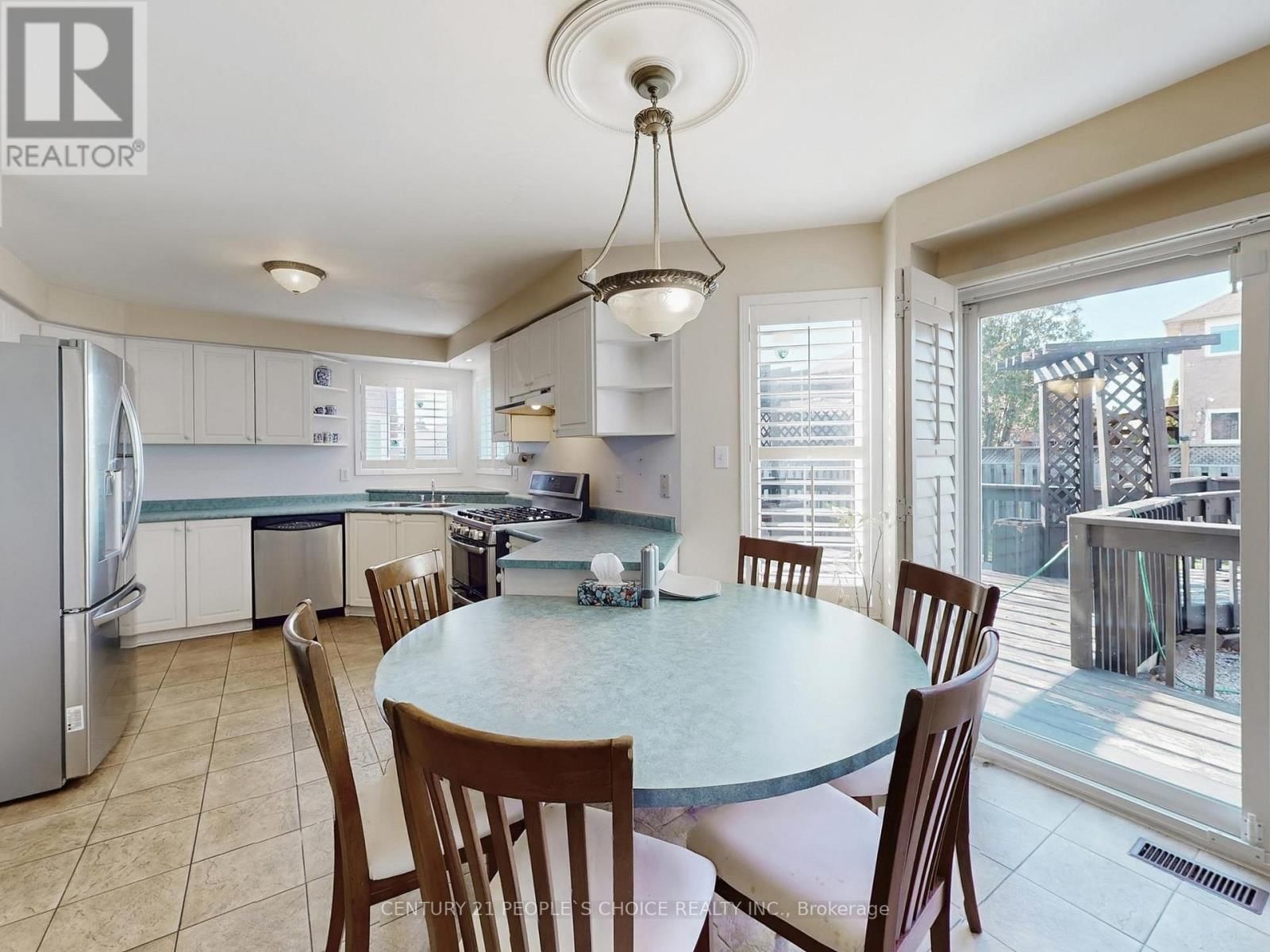 5591 LOONLAKE AVENUE Image 12