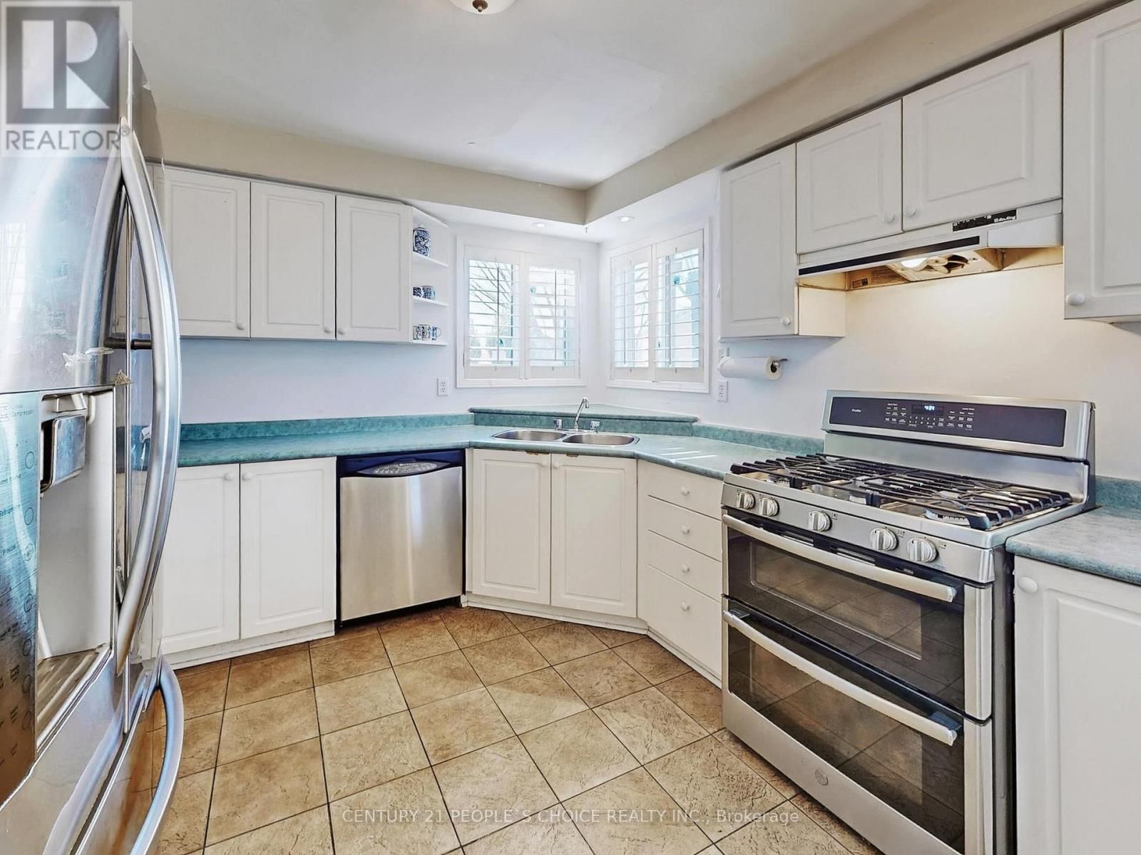 5591 LOONLAKE AVENUE Image 16