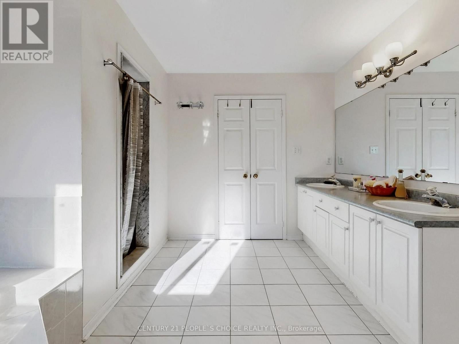 5591 LOONLAKE AVENUE Image 33