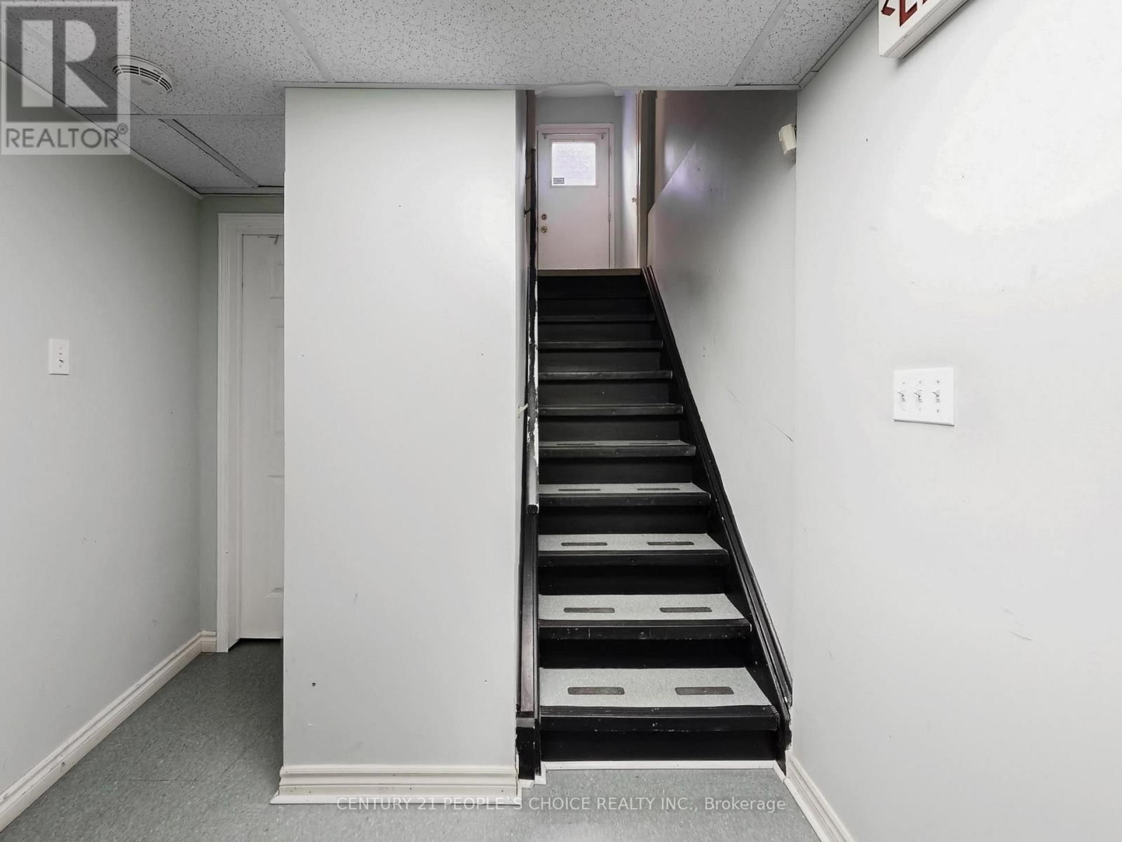 5591 LOONLAKE AVENUE Image 39