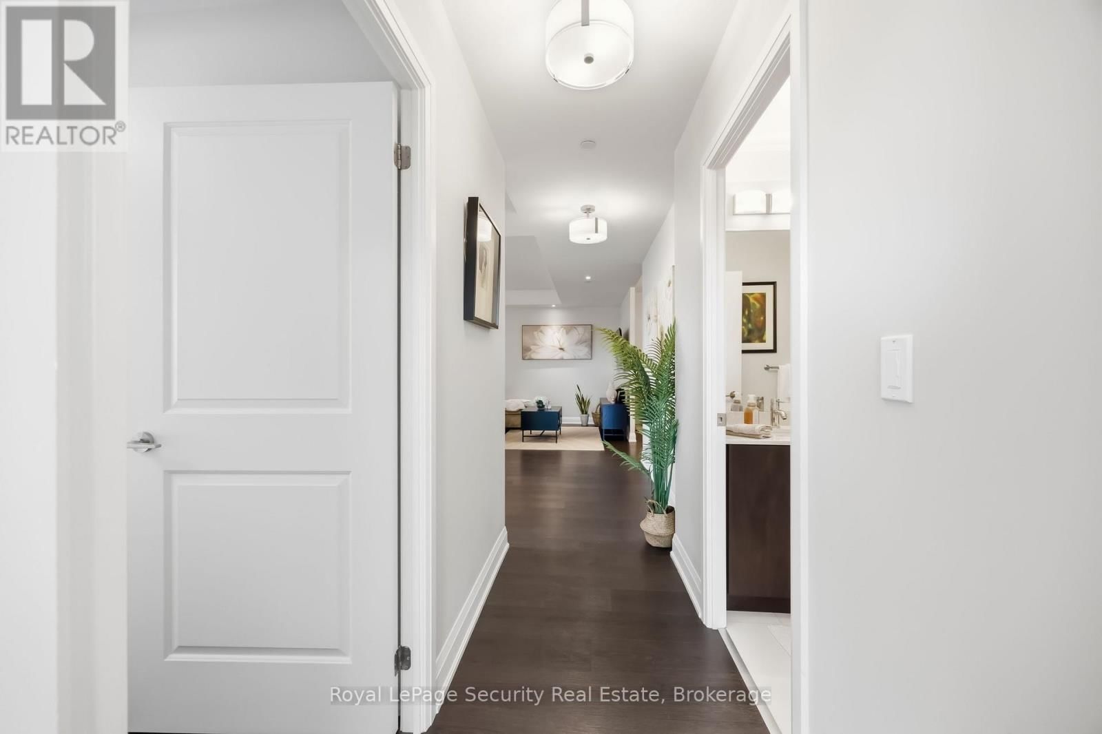 602 - 35 FONTENAY COURT Image 33