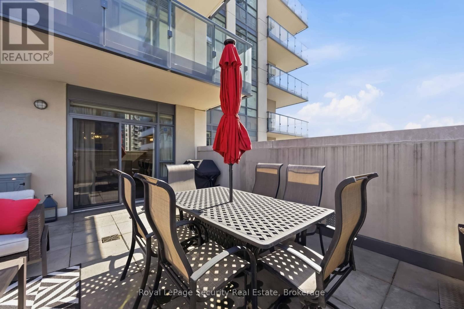 602 - 35 FONTENAY COURT Image 41