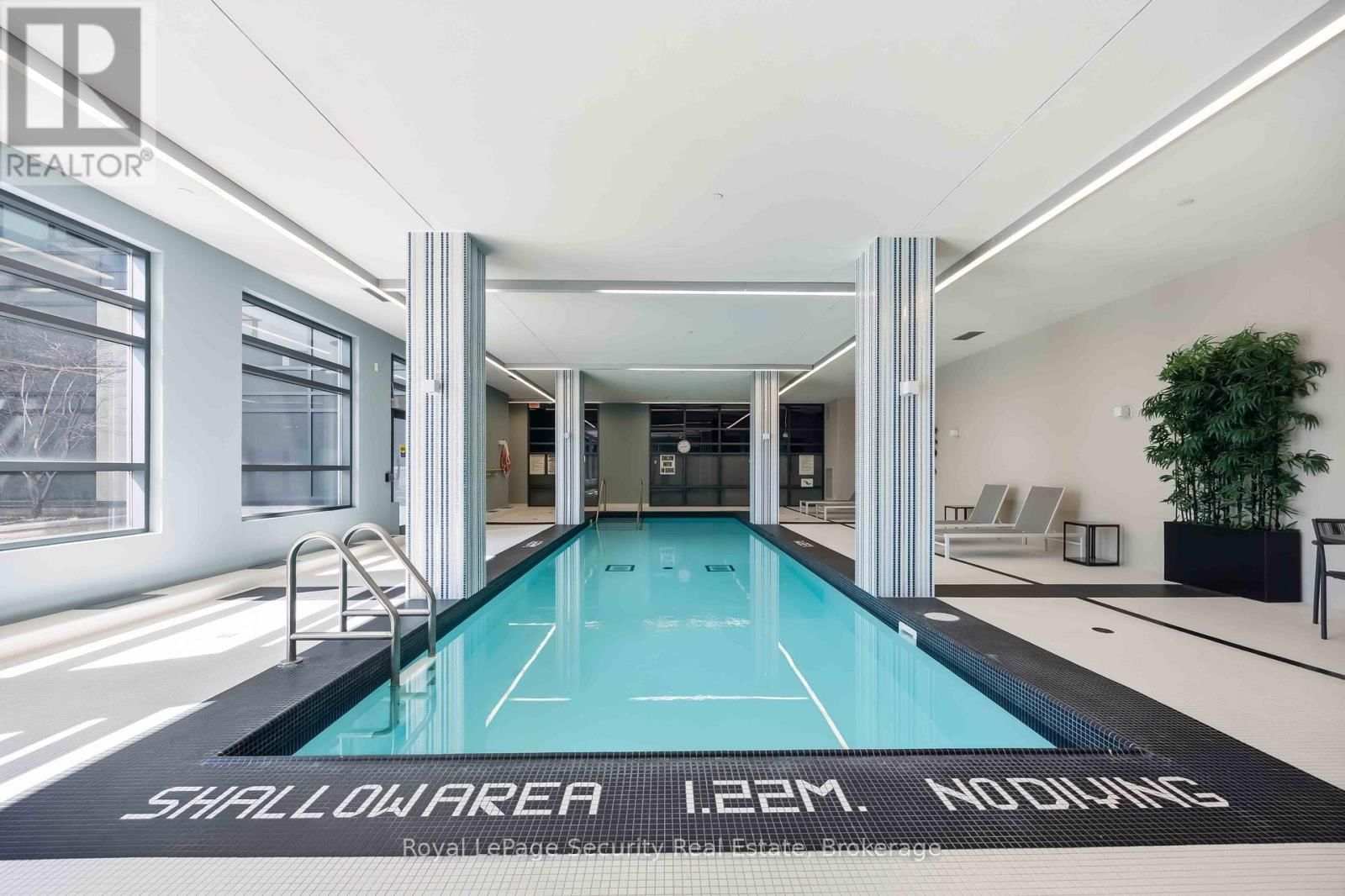 602 - 35 FONTENAY COURT Image 49