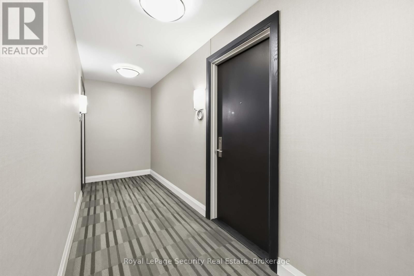 602 - 35 FONTENAY COURT Image 7