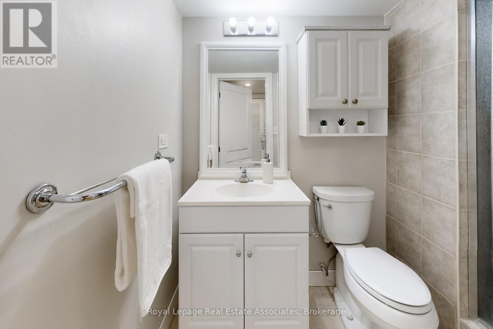 6006 SUNDANCE PLACE Image 37