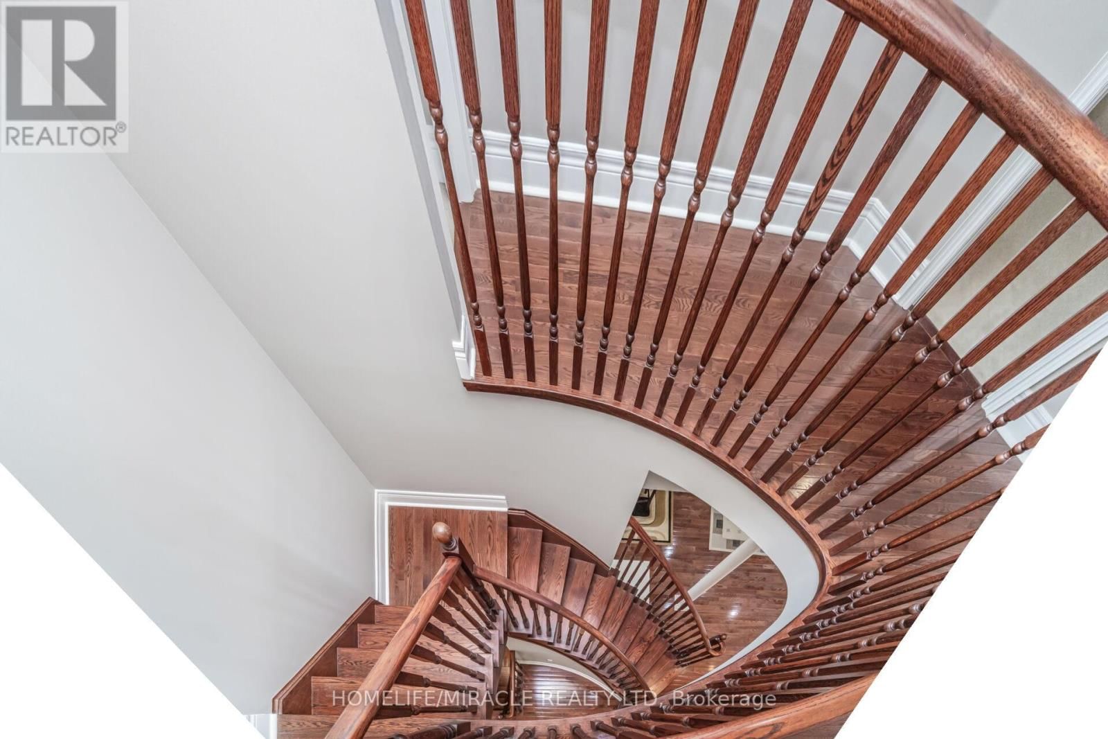 32 XAVIER COURT Image 26