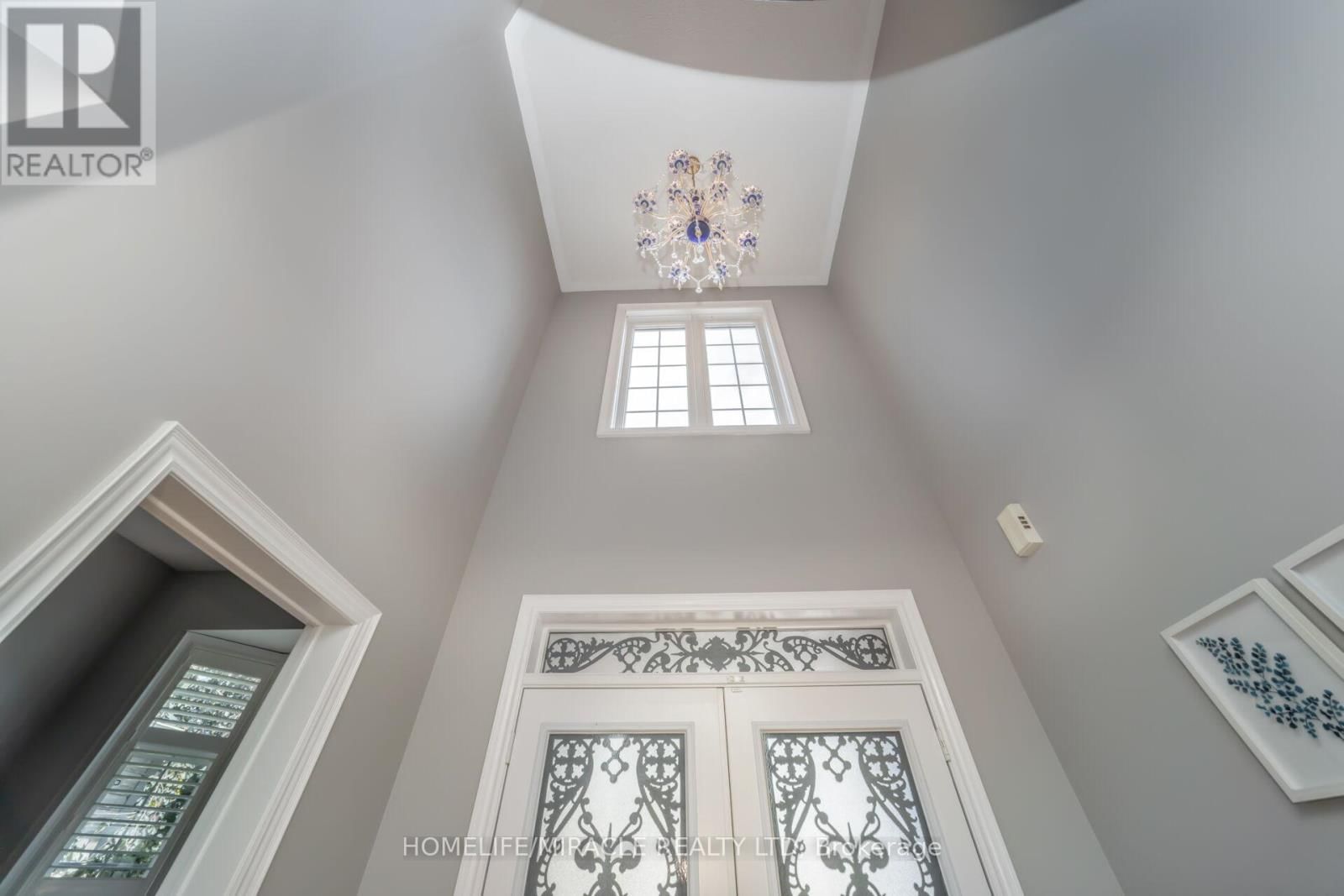 32 XAVIER COURT Image 7