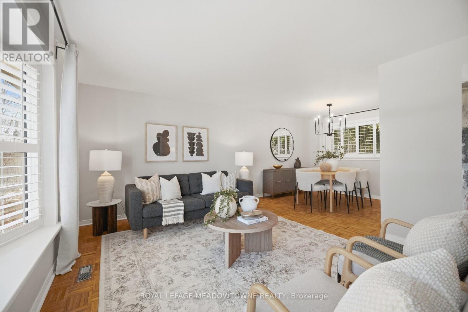 523 TRAFALGAR COURT Image 10