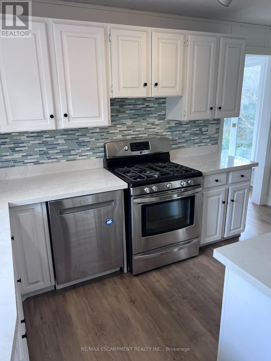 804 SHADELAND AVENUE Image 11