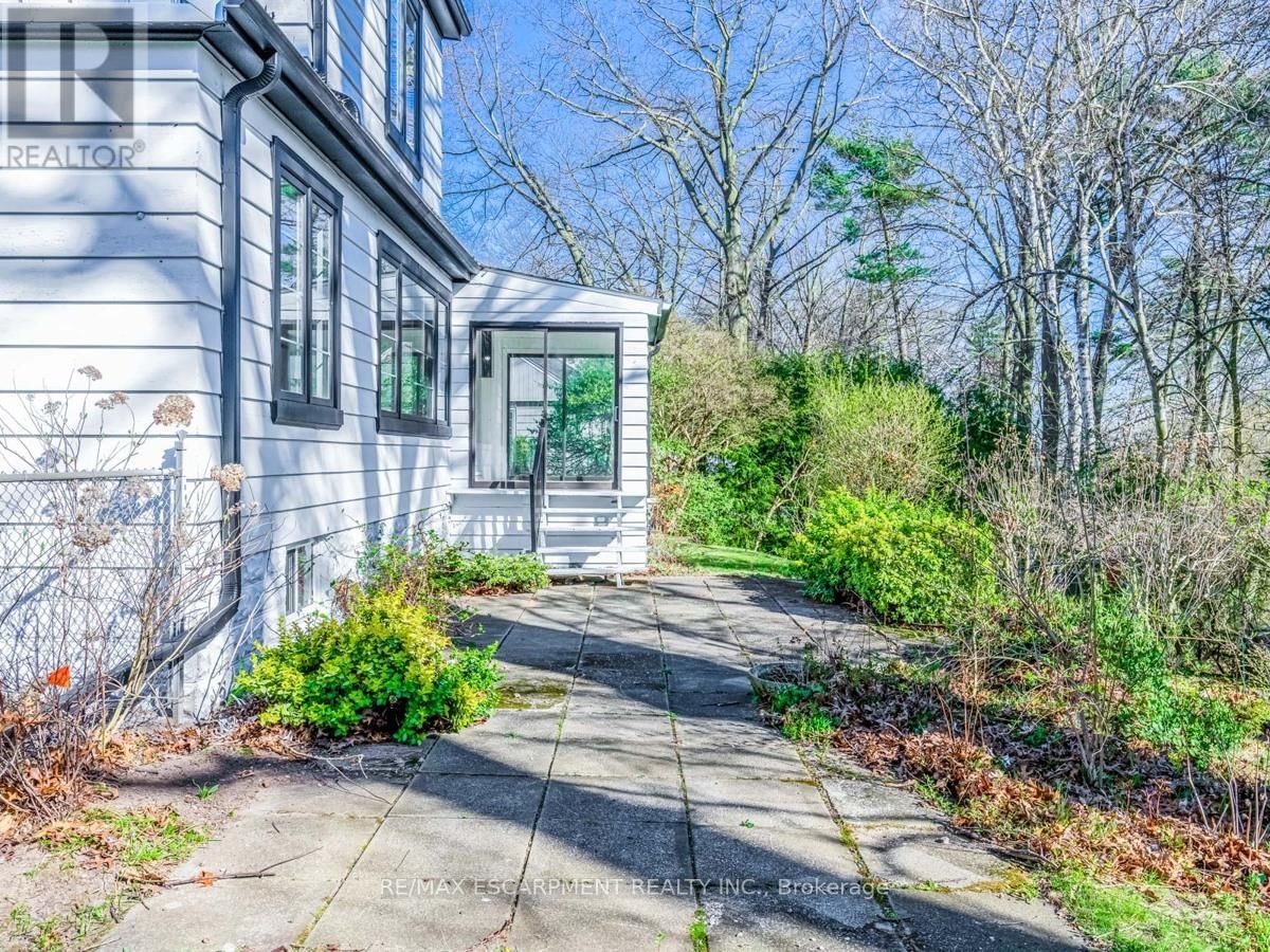 804 SHADELAND AVENUE Image 33