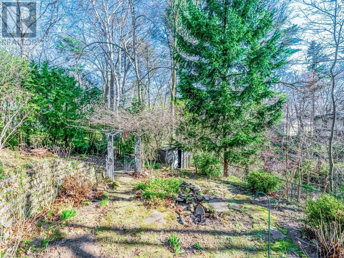 804 SHADELAND AVENUE Image 36