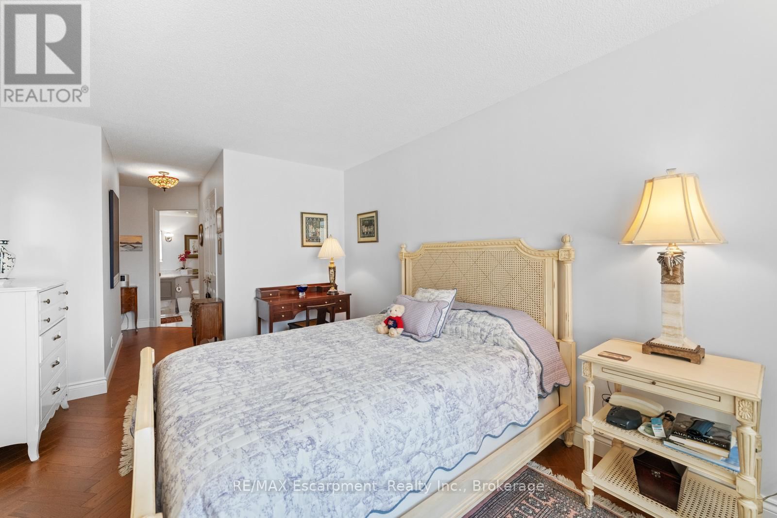 301 - 2287 LAKE SHORE ROAD WEST Image 20