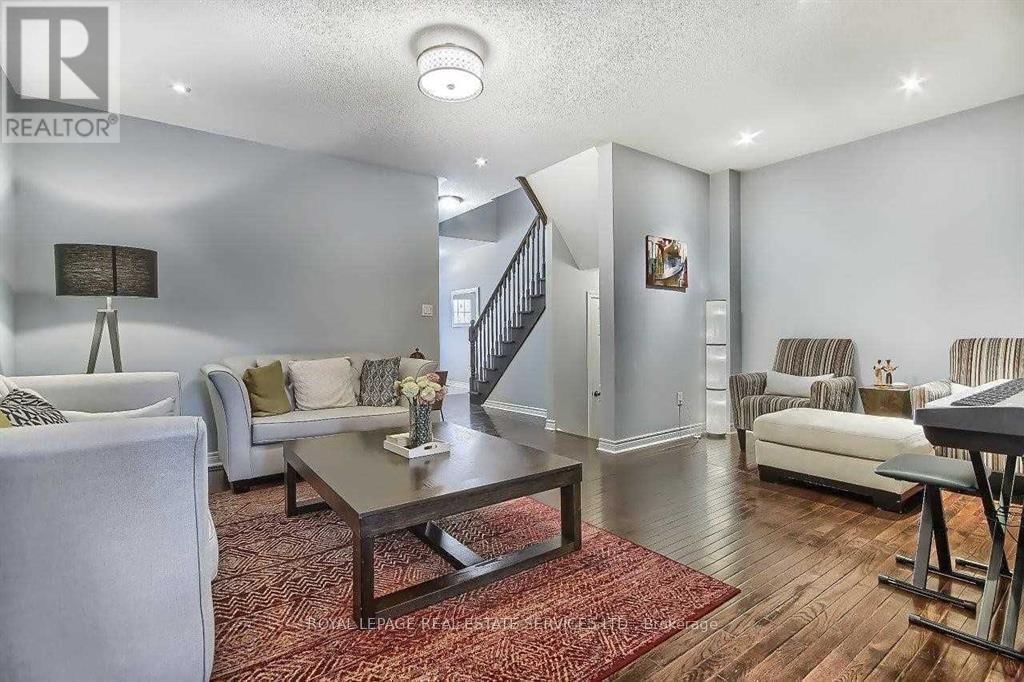 2423 GRAND OAK TRAIL Image 6