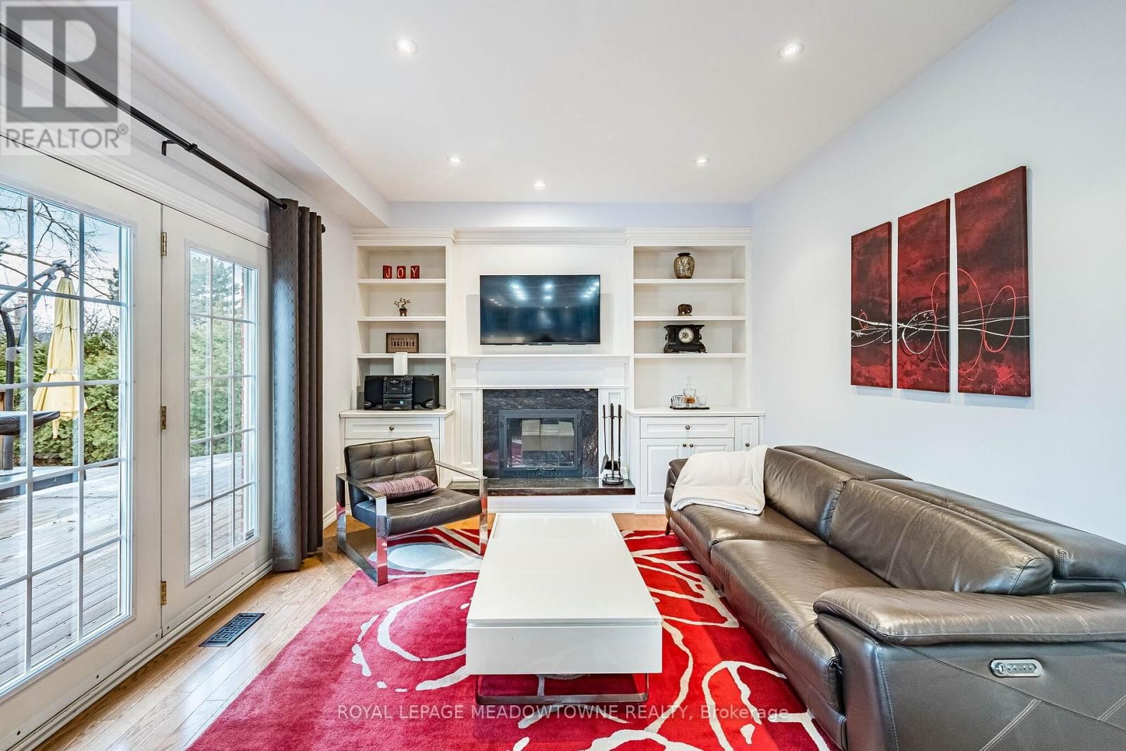 8 WADSWORTH CIRCLE Image 14