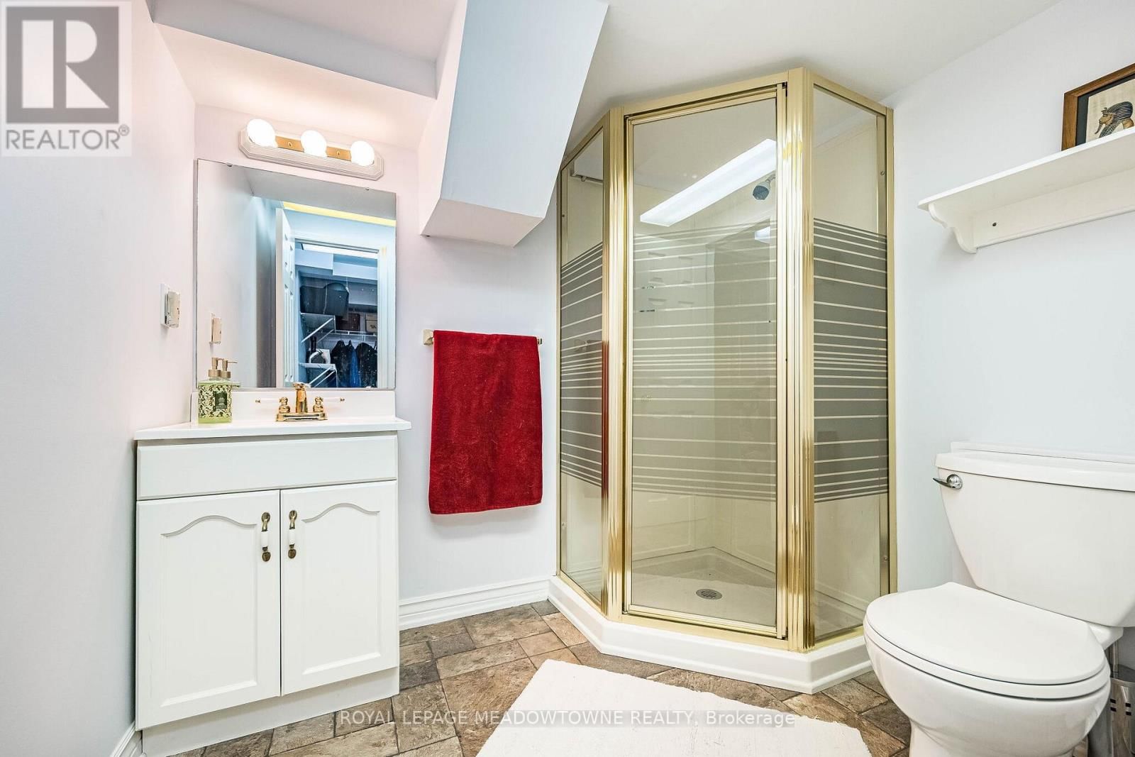 8 WADSWORTH CIRCLE Image 42