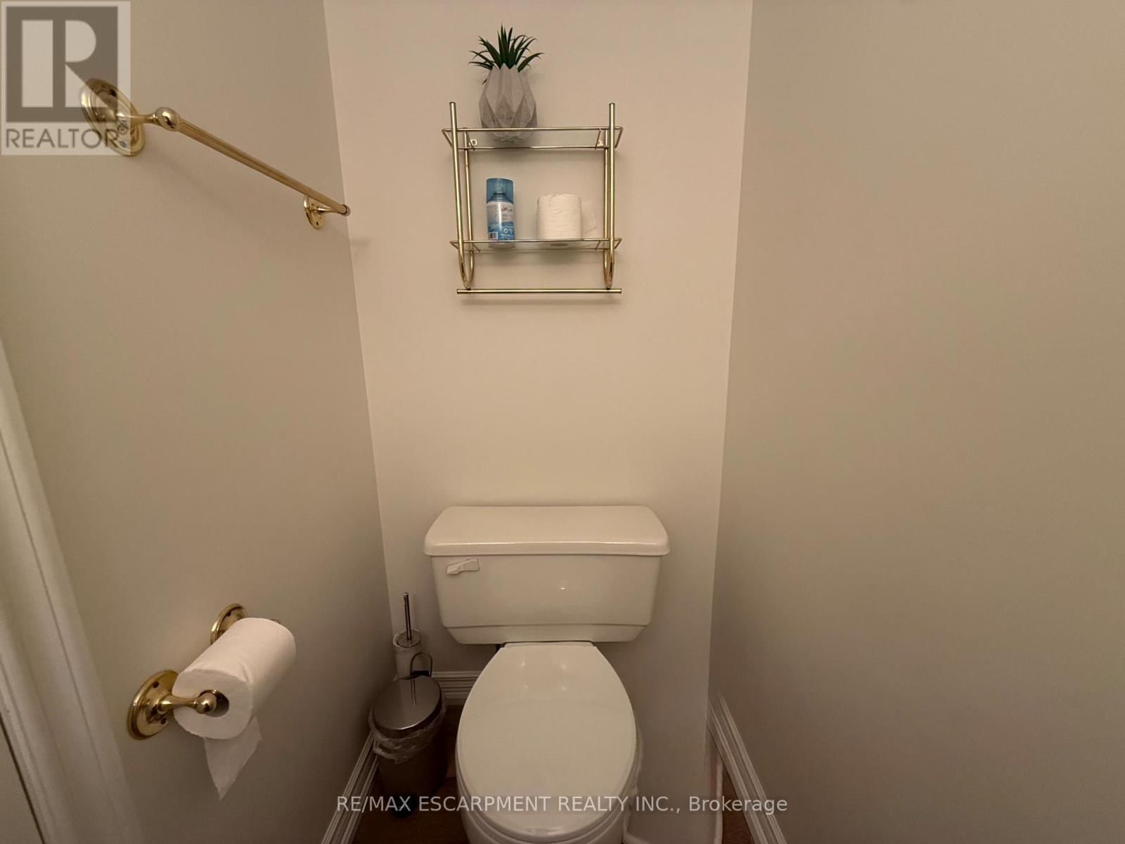 1349 KELLY ROAD Image 8