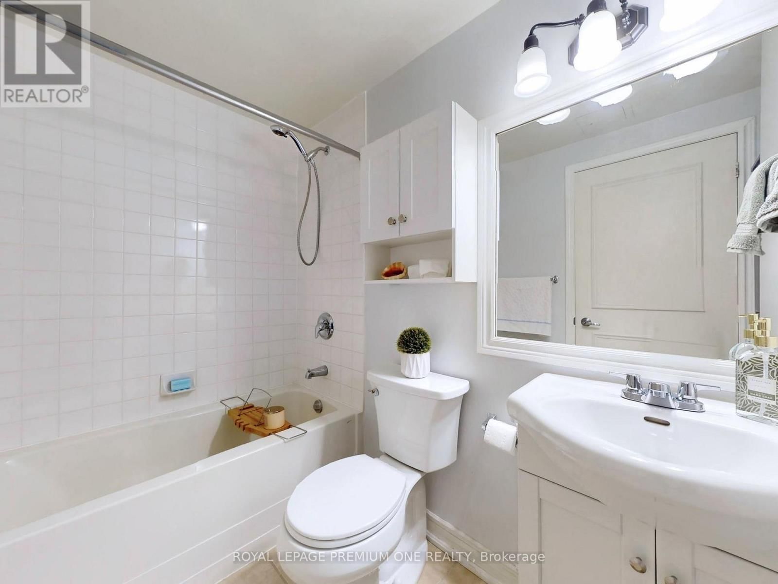 1101 - 1600 KEELE STREET Image 10