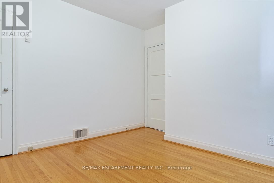 2510 DONNAVALE DRIVE Image 14