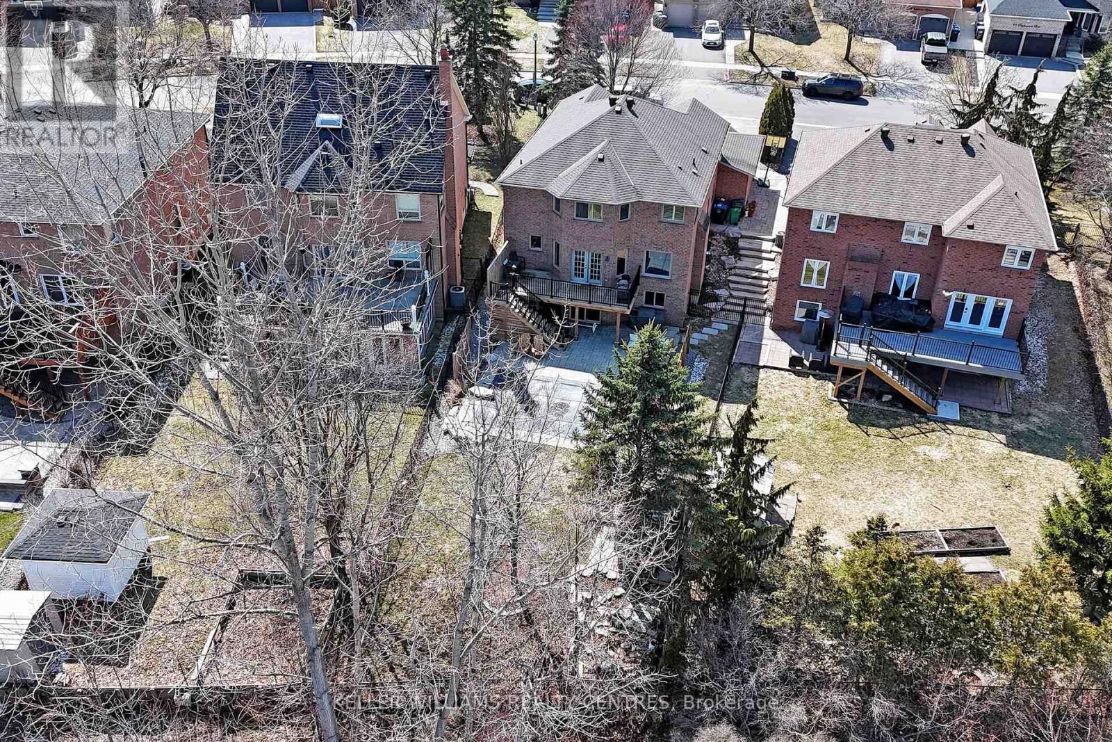 89 TAYLORWOOD AVENUE Image 44