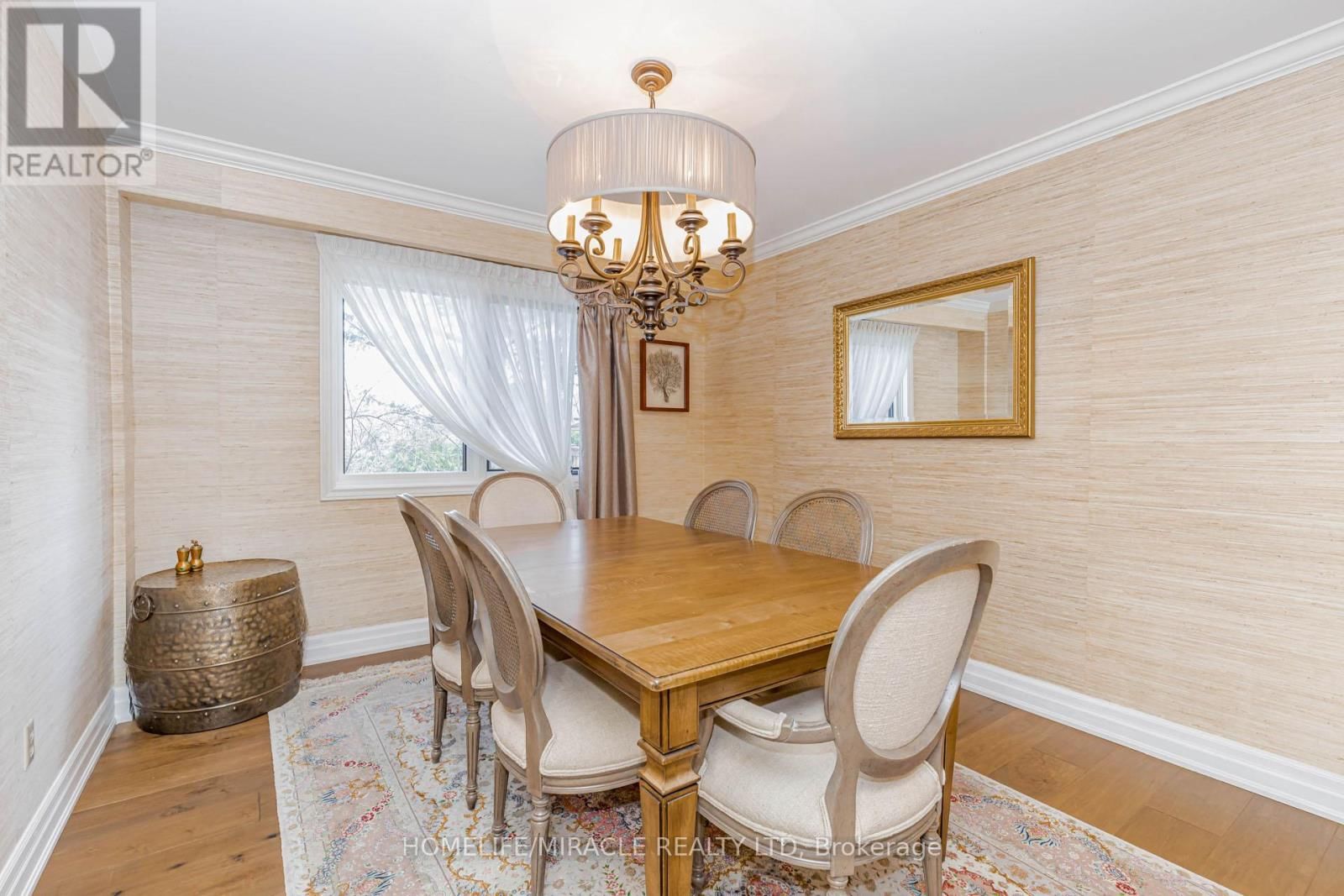 253 MCCRANEY STREET WEST Image 12