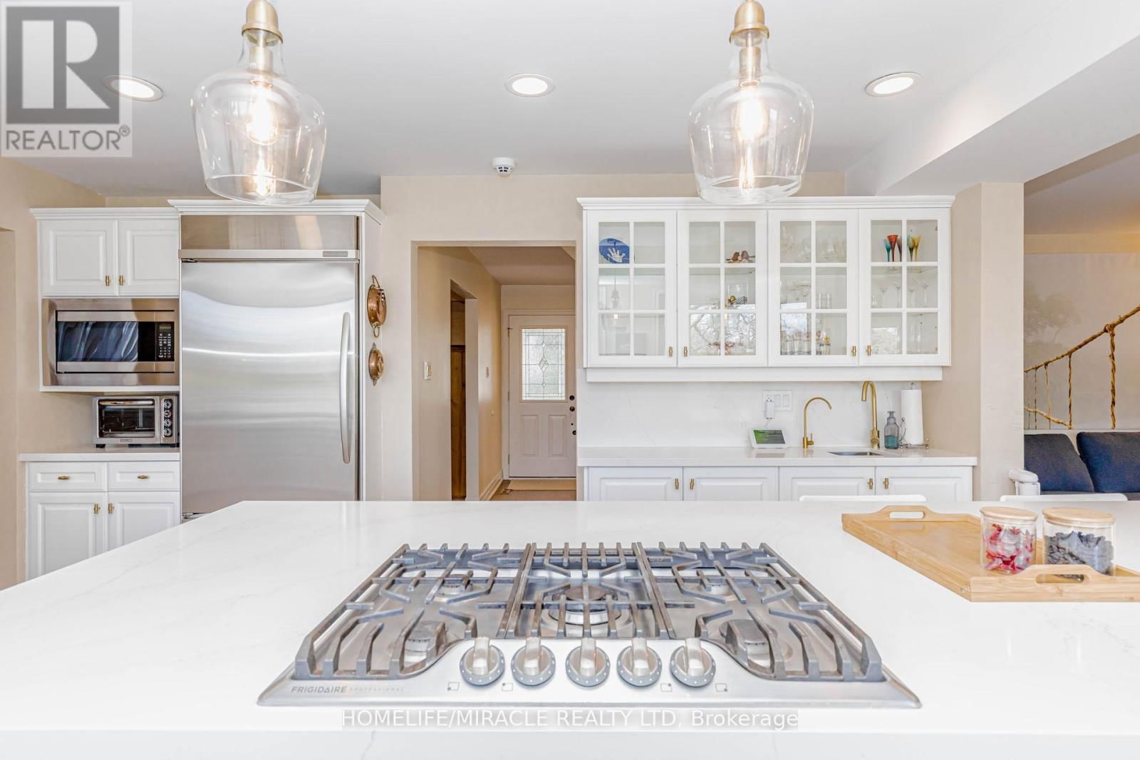 253 MCCRANEY STREET WEST Image 15