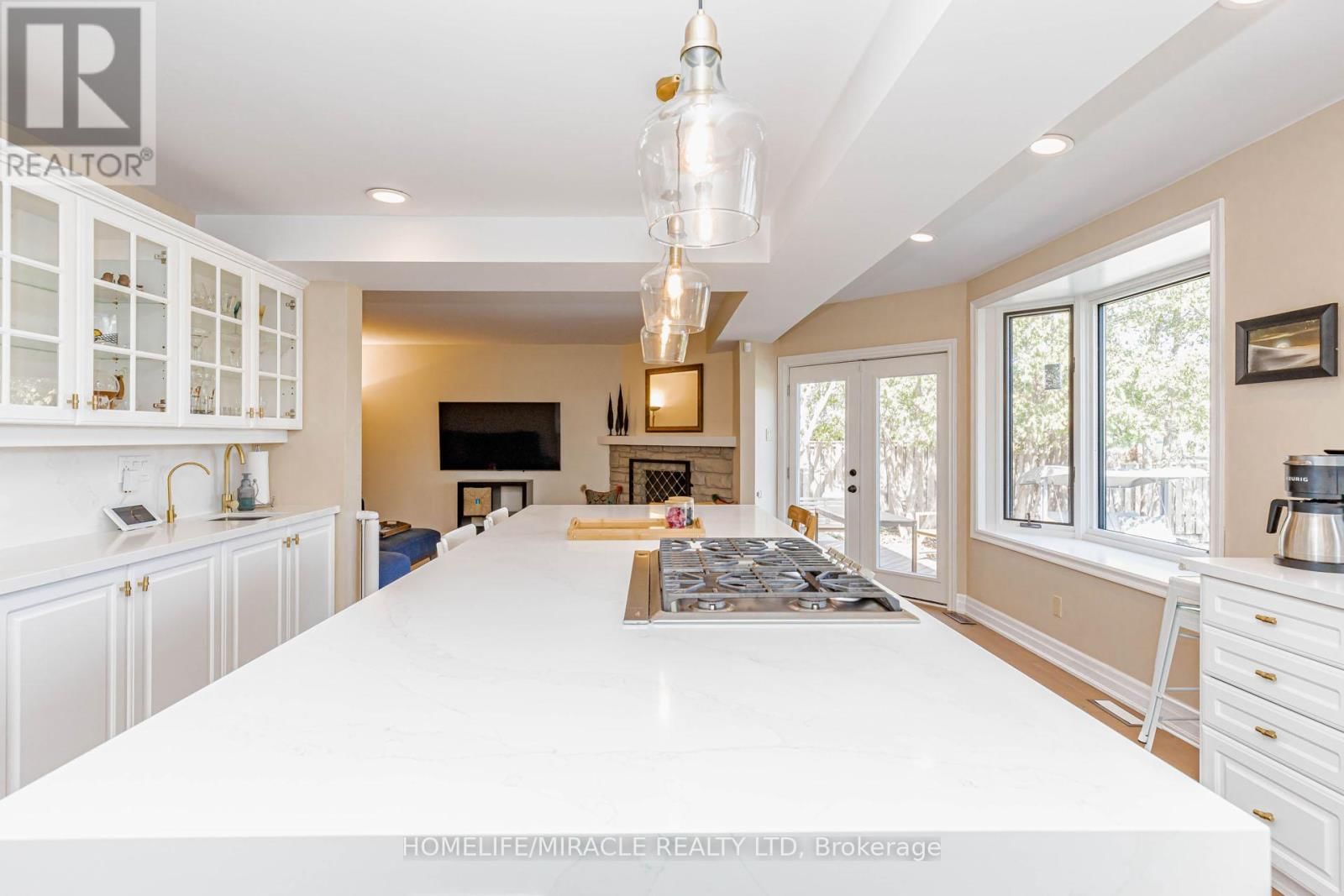 253 MCCRANEY STREET WEST Image 19