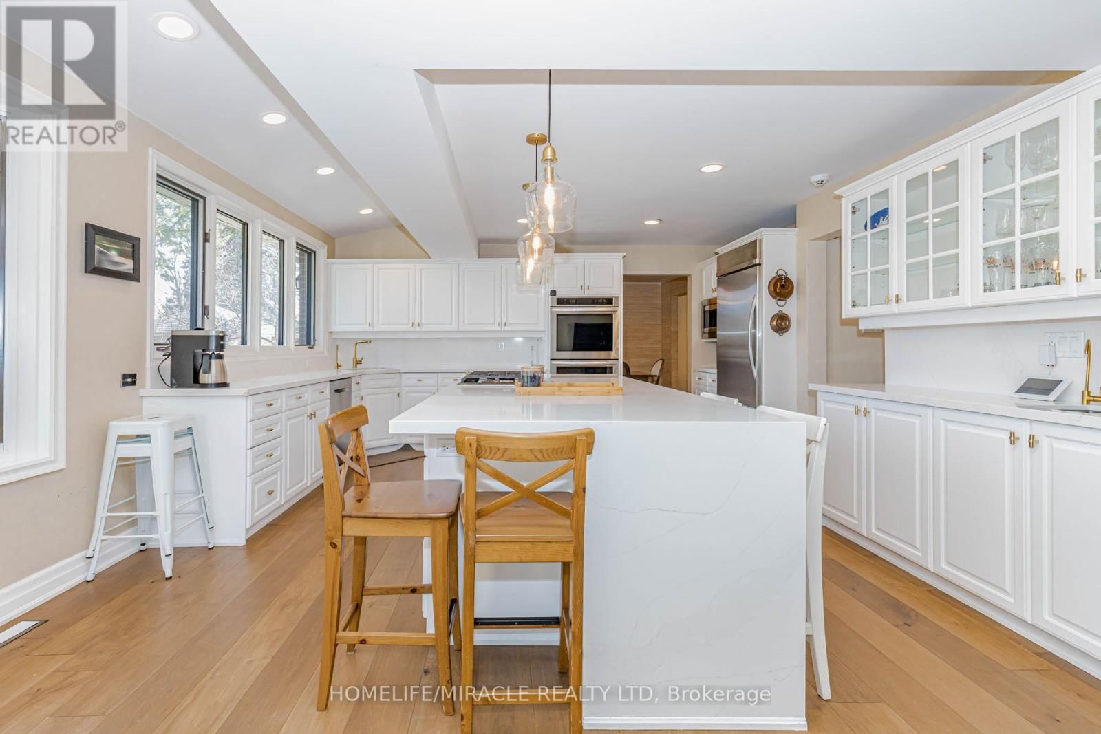 253 MCCRANEY STREET WEST Image 20