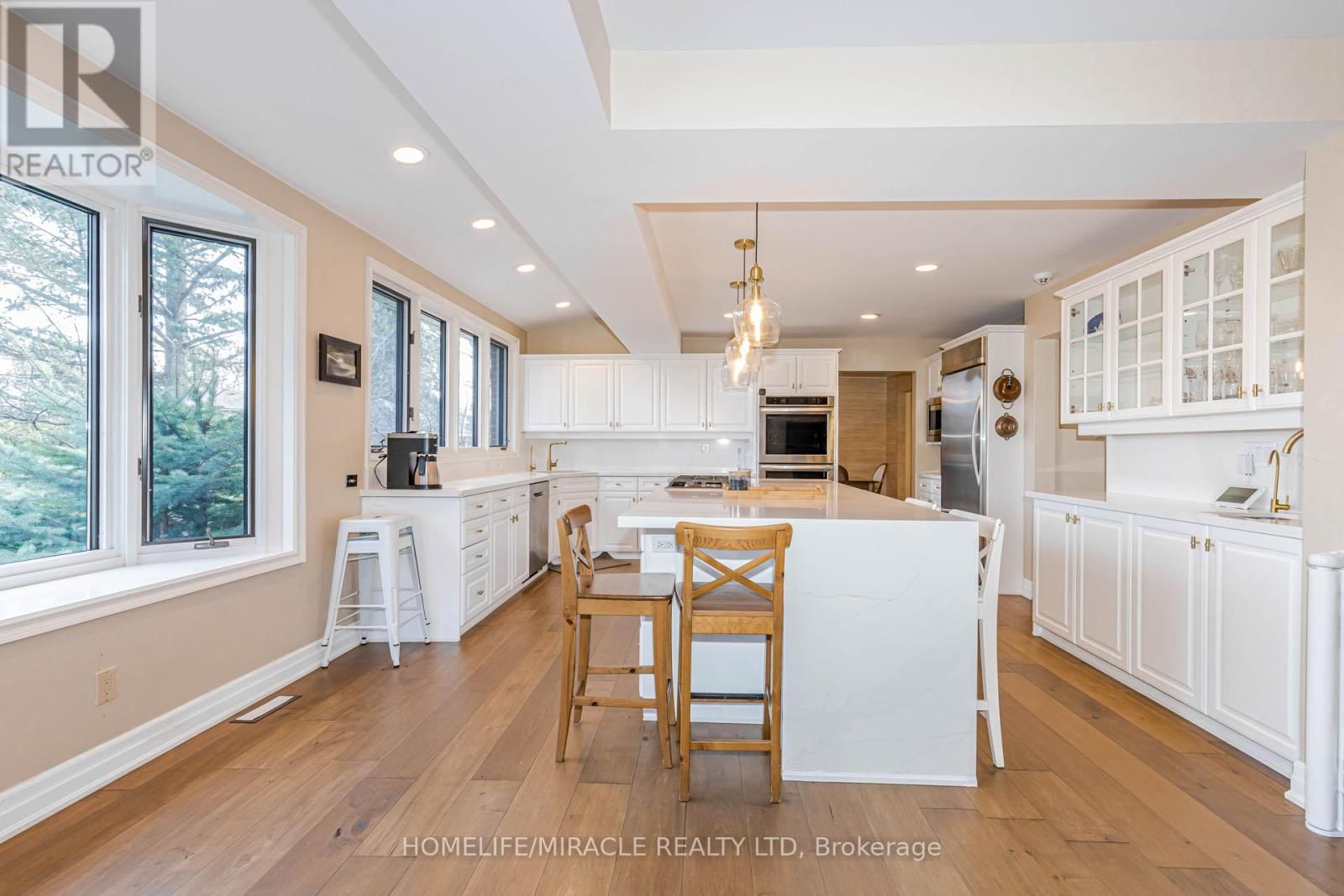 253 MCCRANEY STREET WEST Image 29