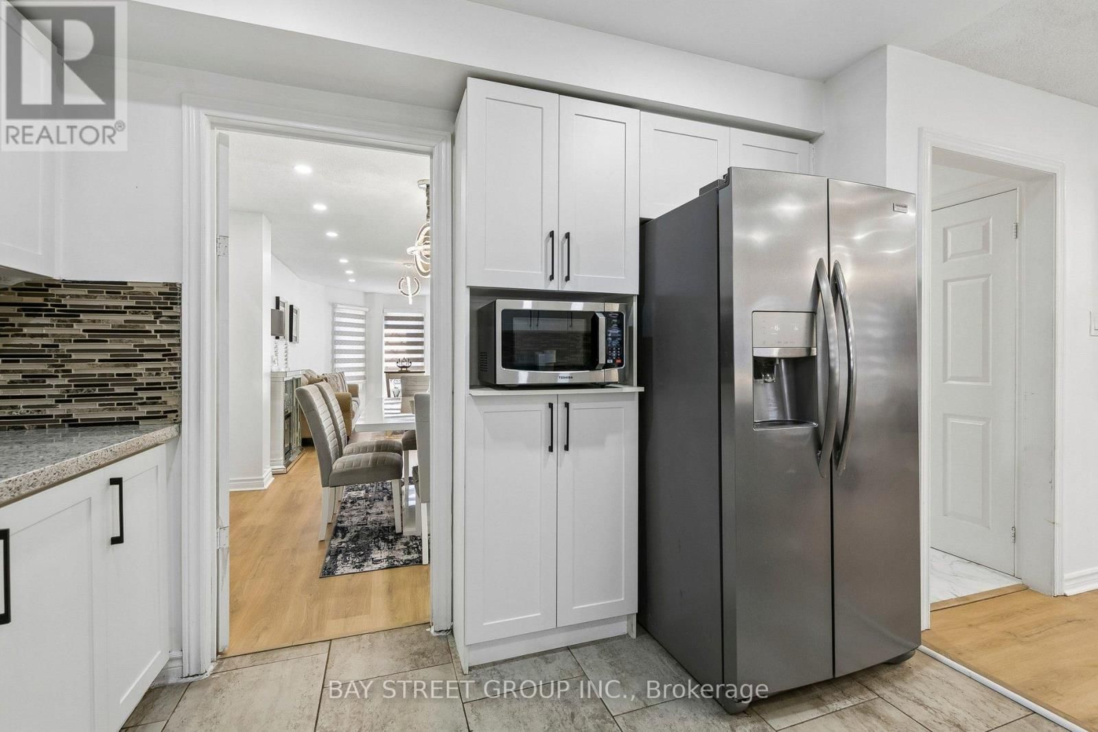 3307 CHARLEBROOK COURT Image 14