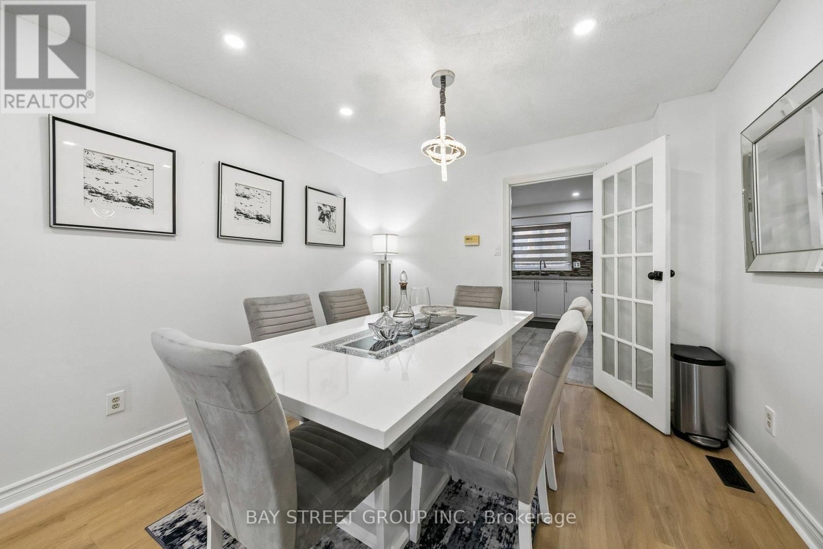 3307 CHARLEBROOK COURT Image 17