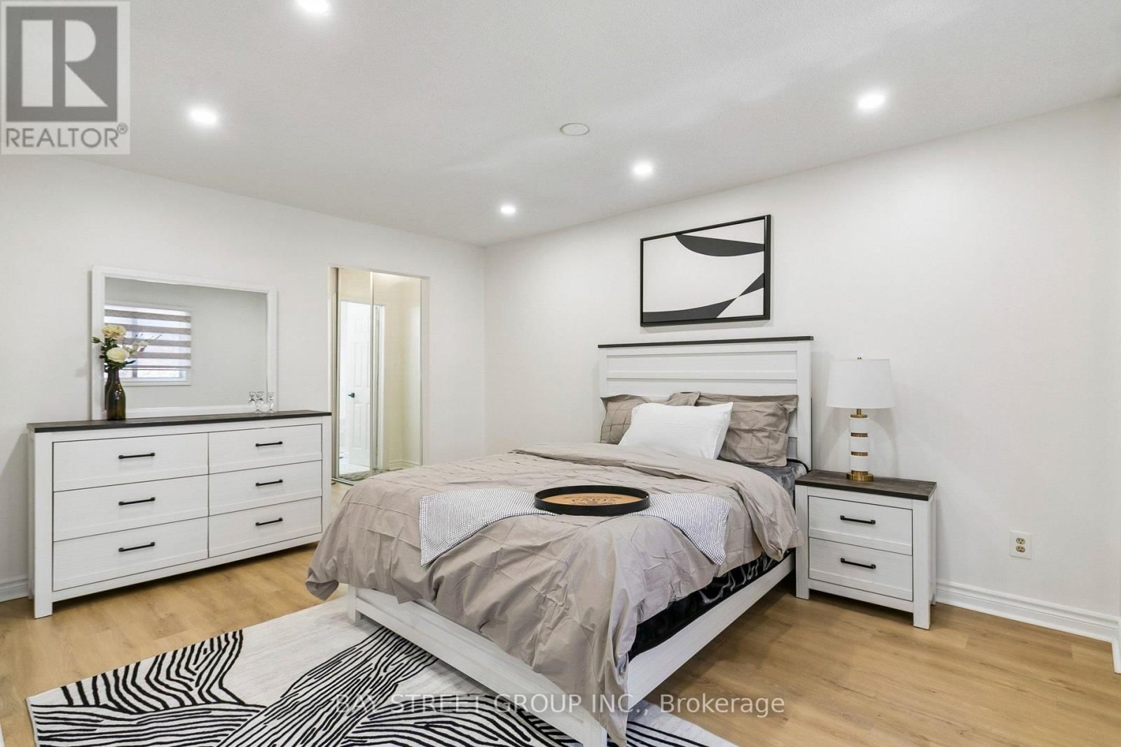 3307 CHARLEBROOK COURT Image 26