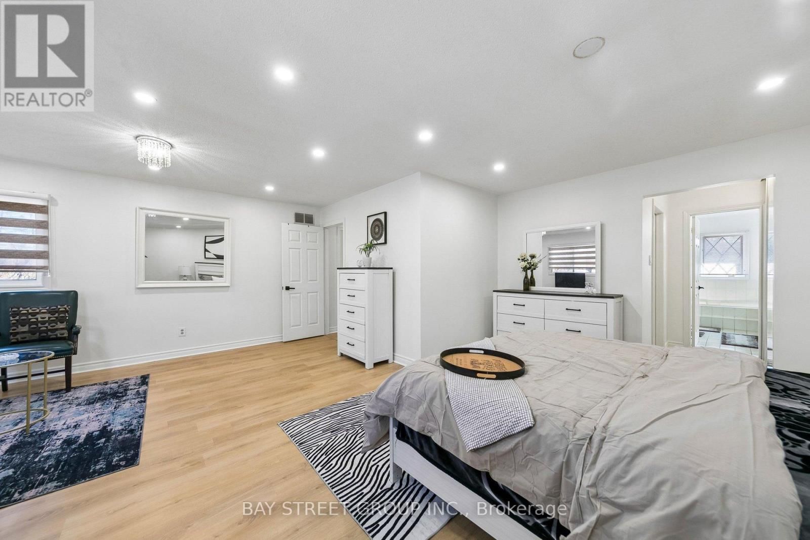 3307 CHARLEBROOK COURT Image 27