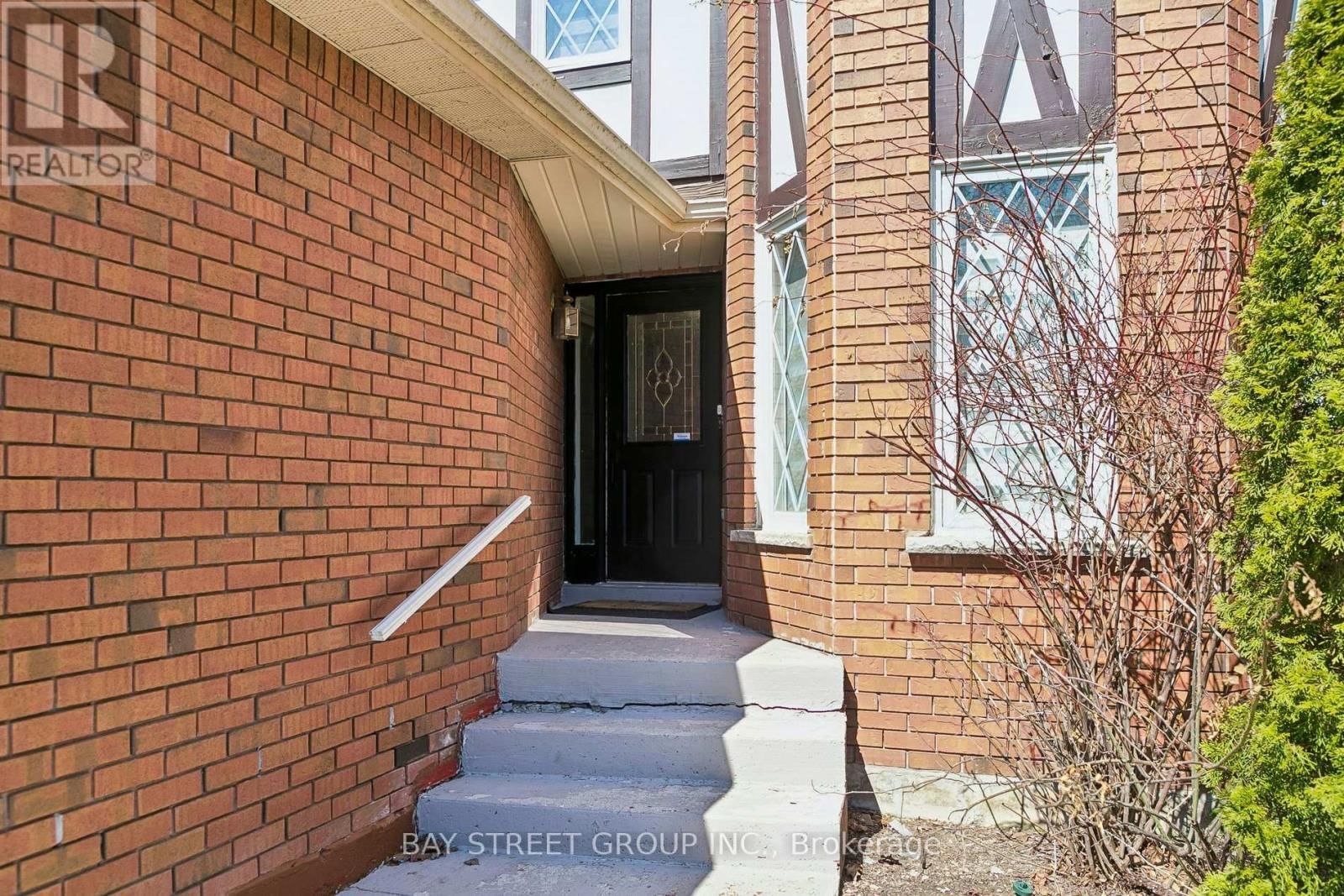 3307 CHARLEBROOK COURT Image 5