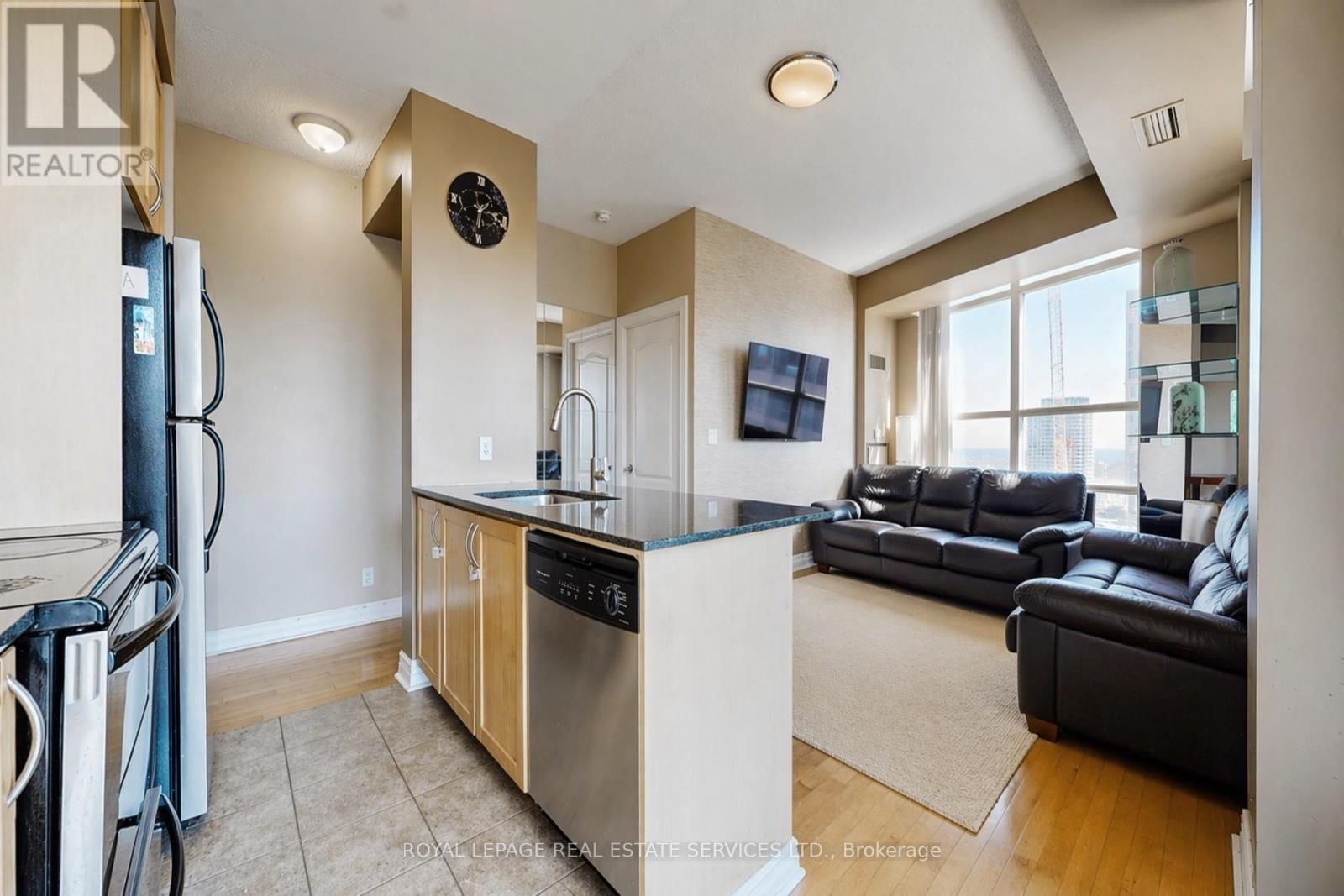 2505 - 1 ELM DRIVE WEST Image 12