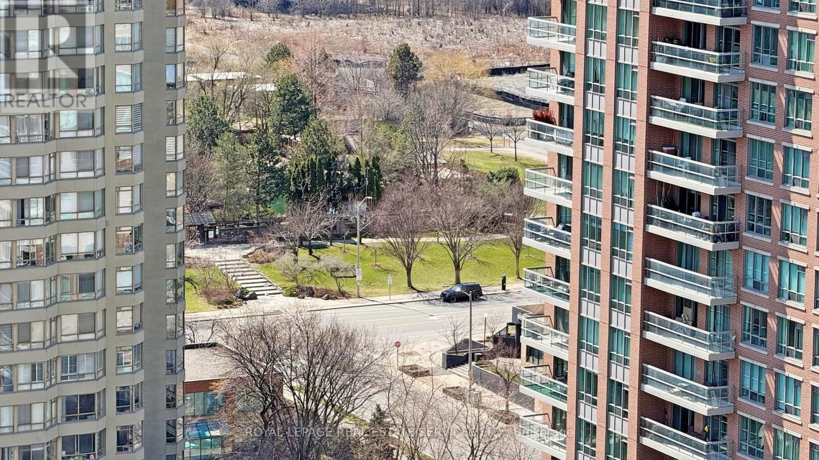 2505 - 1 ELM DRIVE WEST Image 27