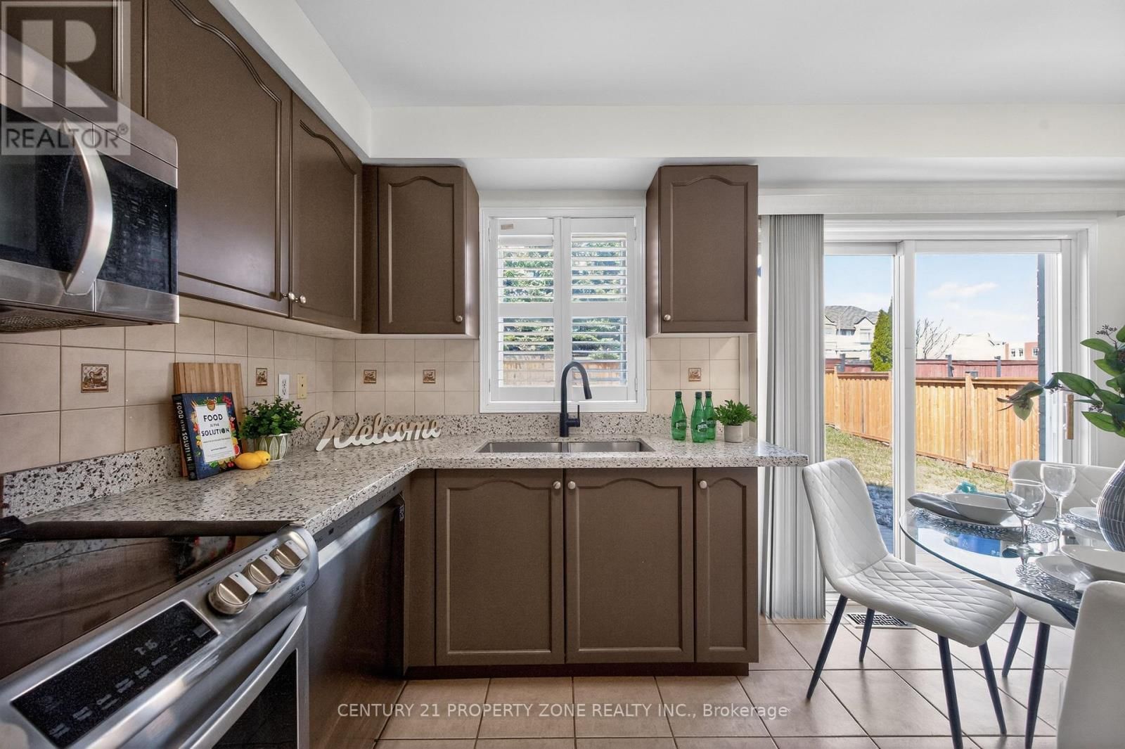 16 SWEET CLOVER CRESCENT Image 16