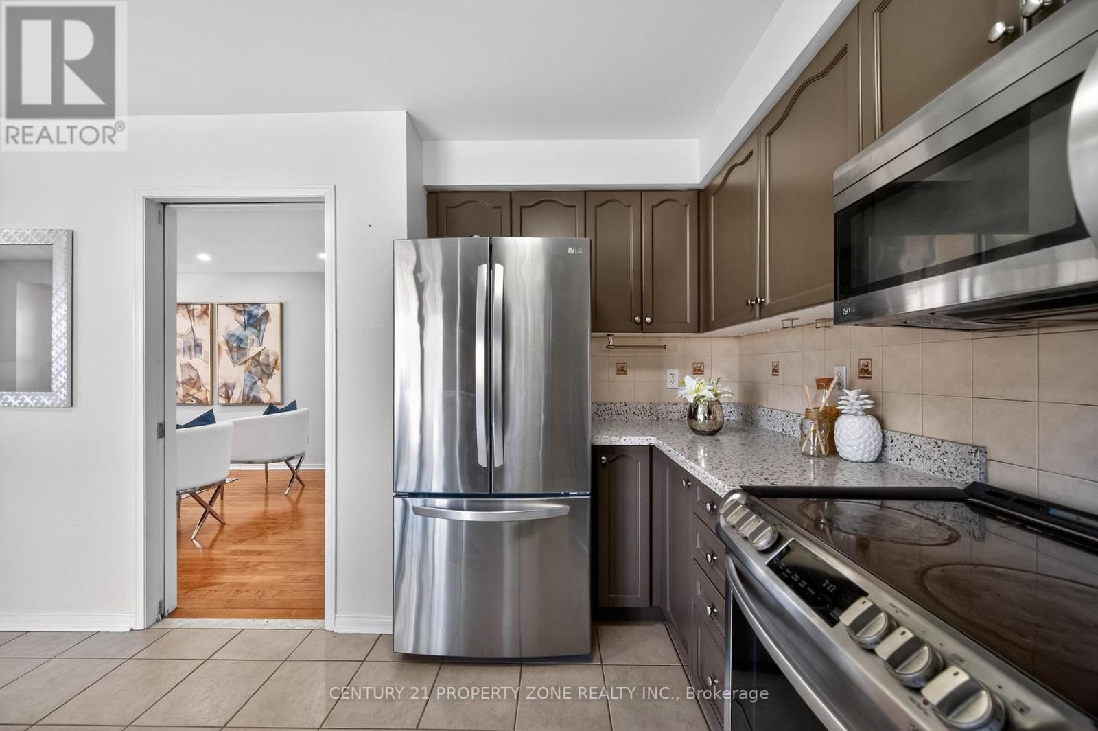 16 SWEET CLOVER CRESCENT Image 17