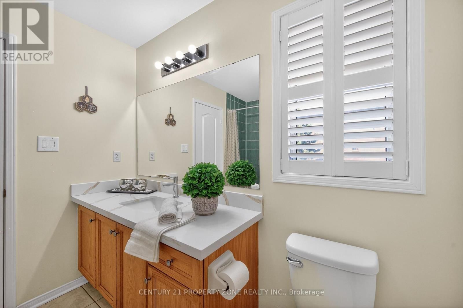 16 SWEET CLOVER CRESCENT Image 28