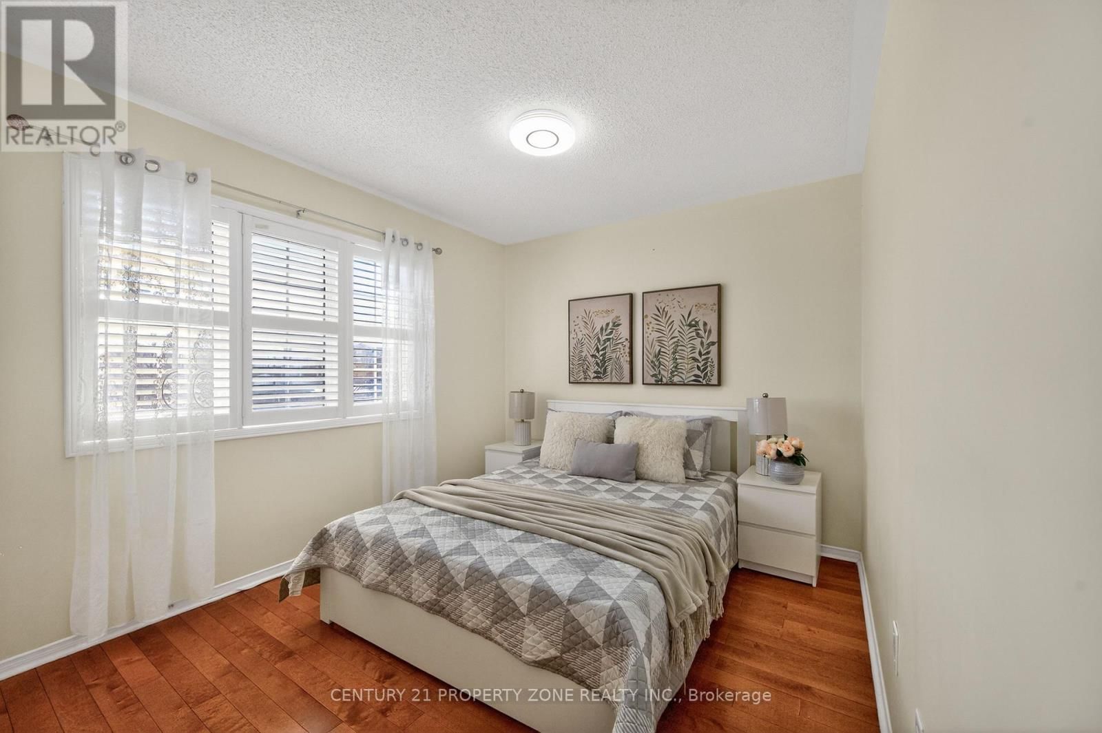 16 SWEET CLOVER CRESCENT Image 29