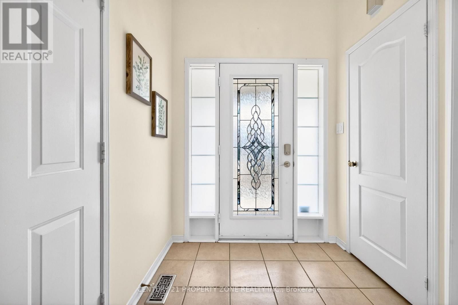 16 SWEET CLOVER CRESCENT Image 3