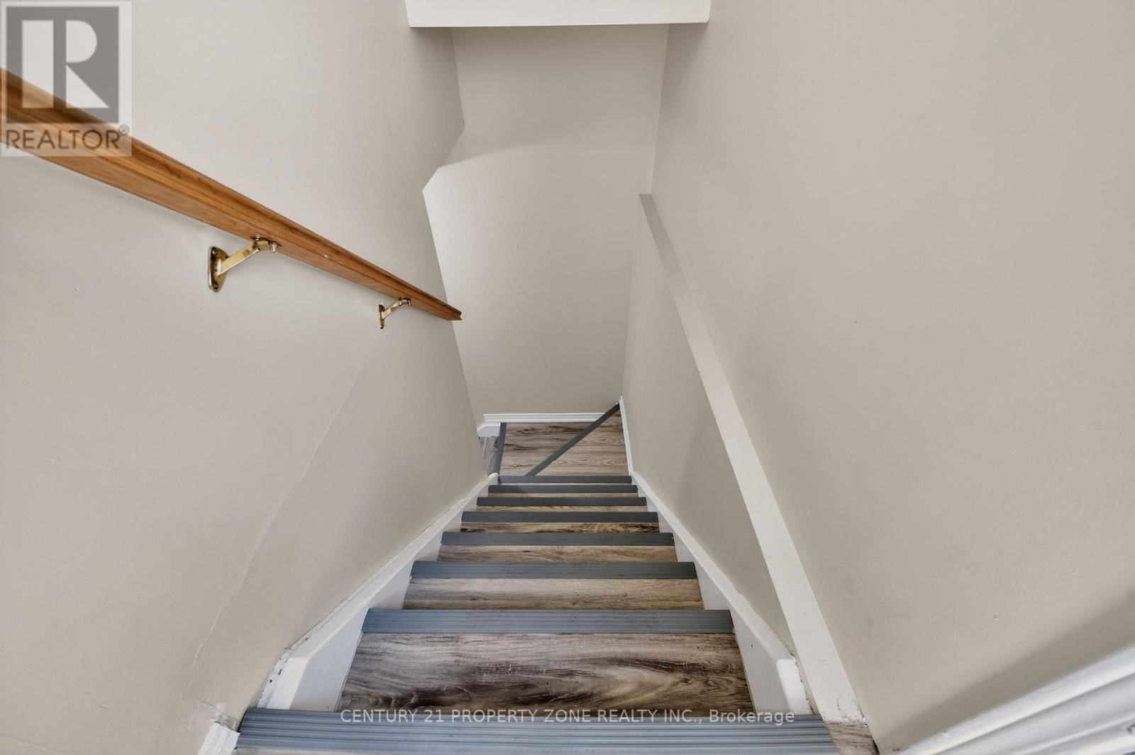 16 SWEET CLOVER CRESCENT Image 36