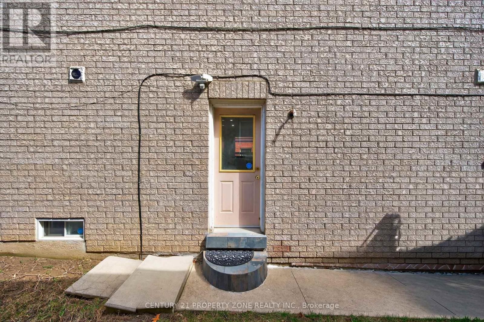 16 SWEET CLOVER CRESCENT Image 50