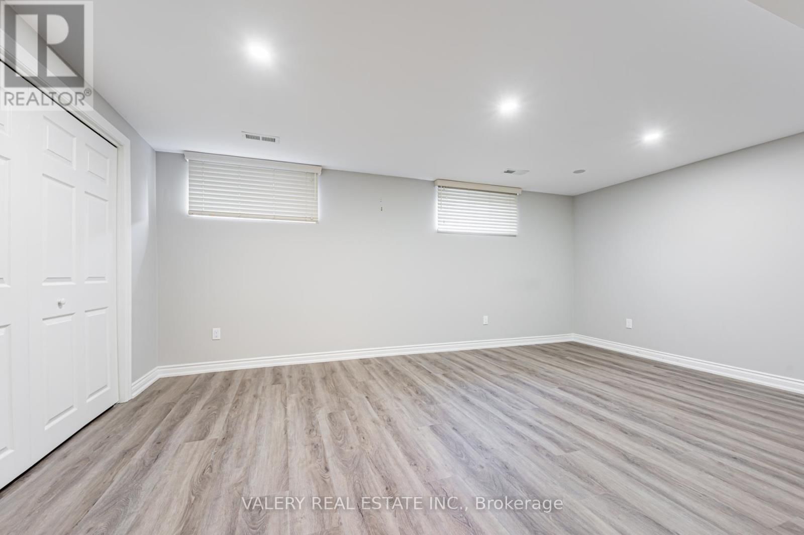 30 BERNICE AVENUE Image 23