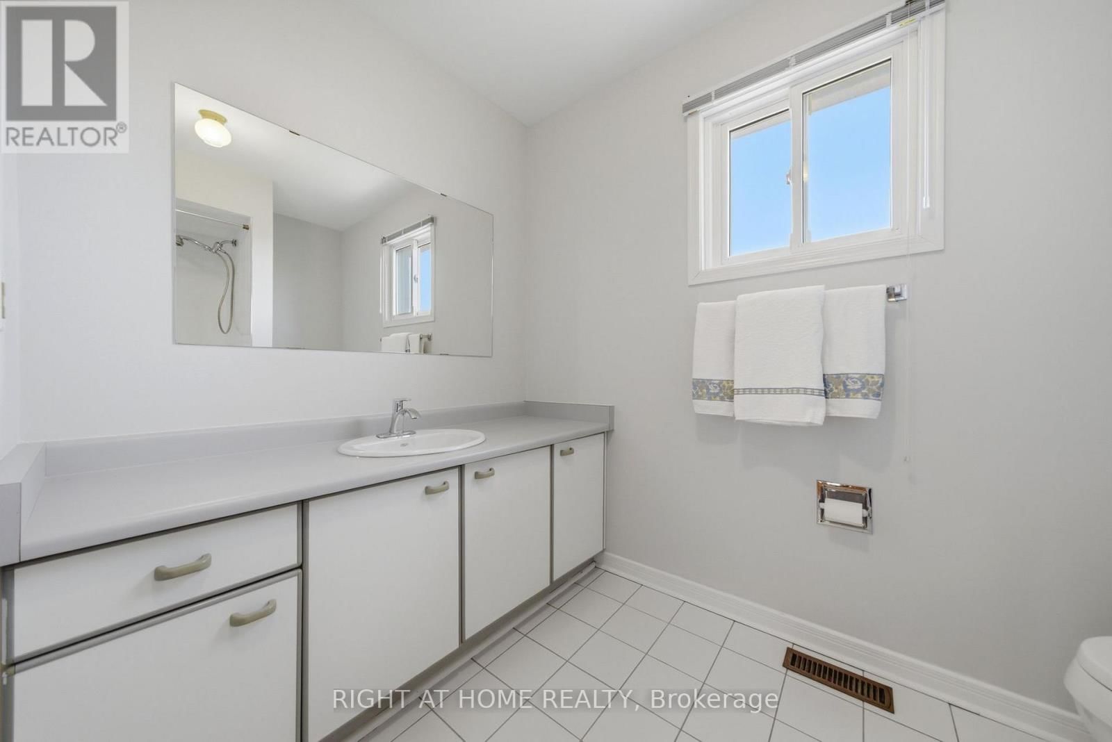 3300 REDMOND ROAD Image 32