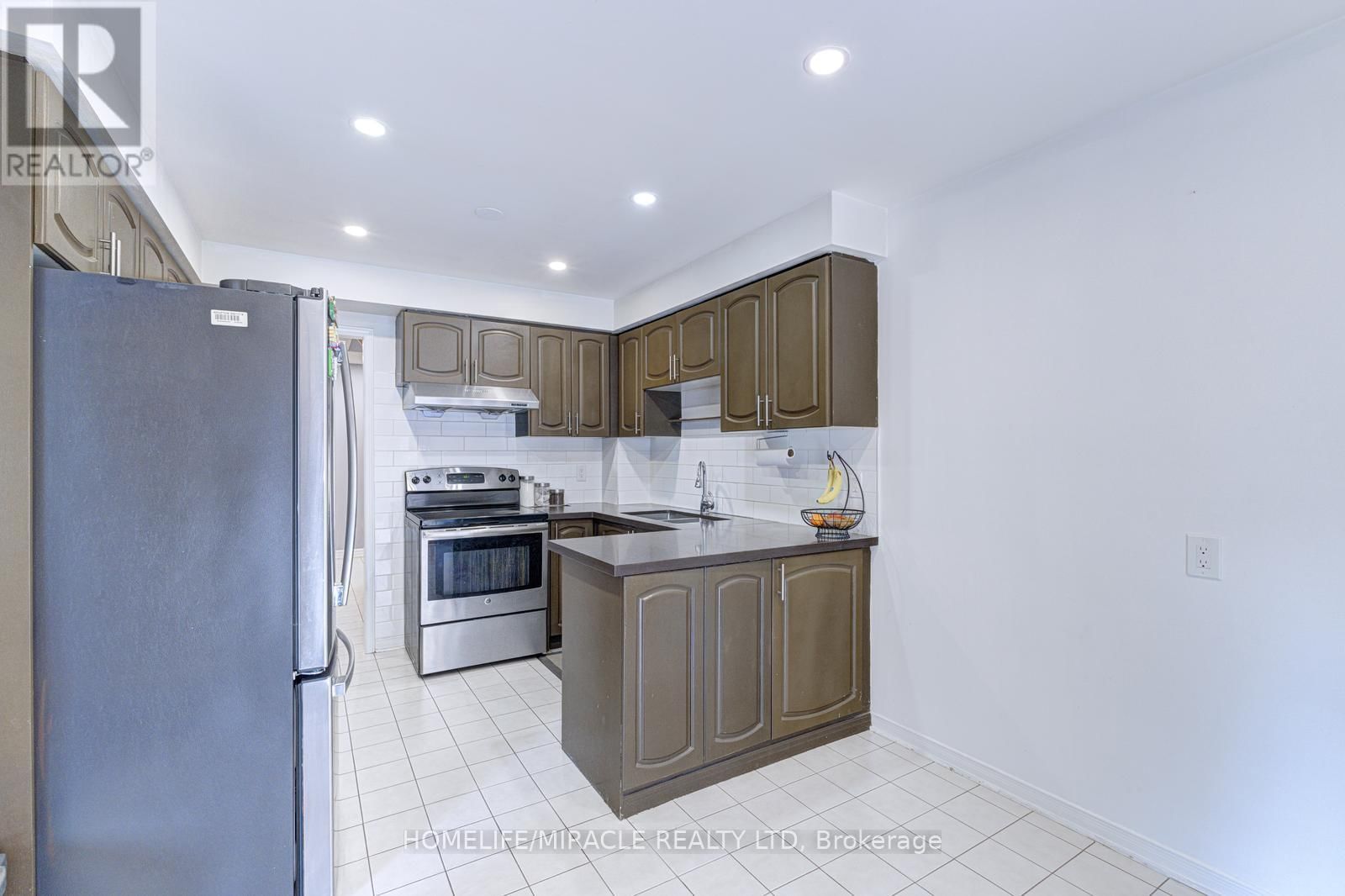 32 PENNSYLVANIA AVENUE Image 20