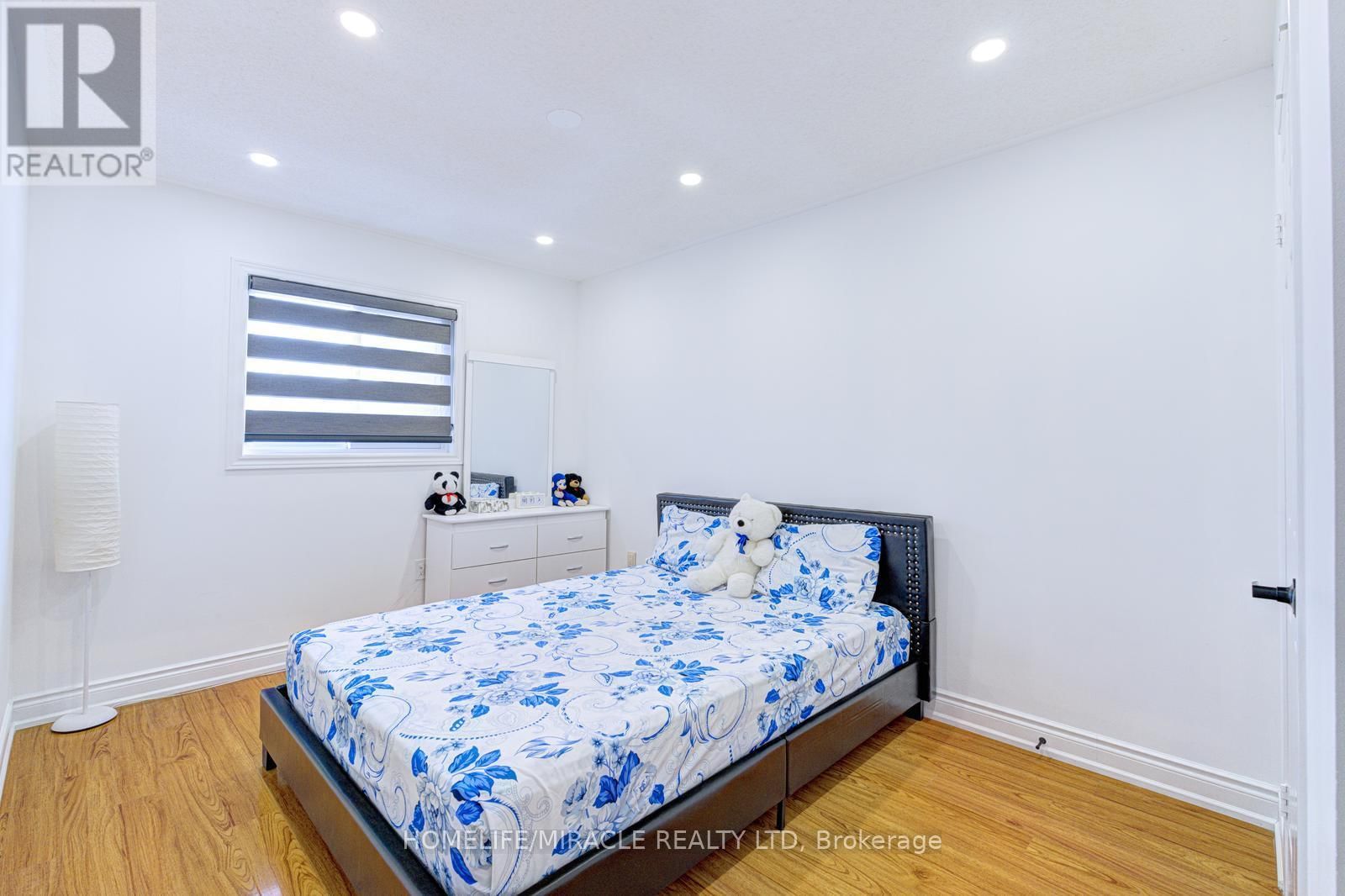 32 PENNSYLVANIA AVENUE Image 30