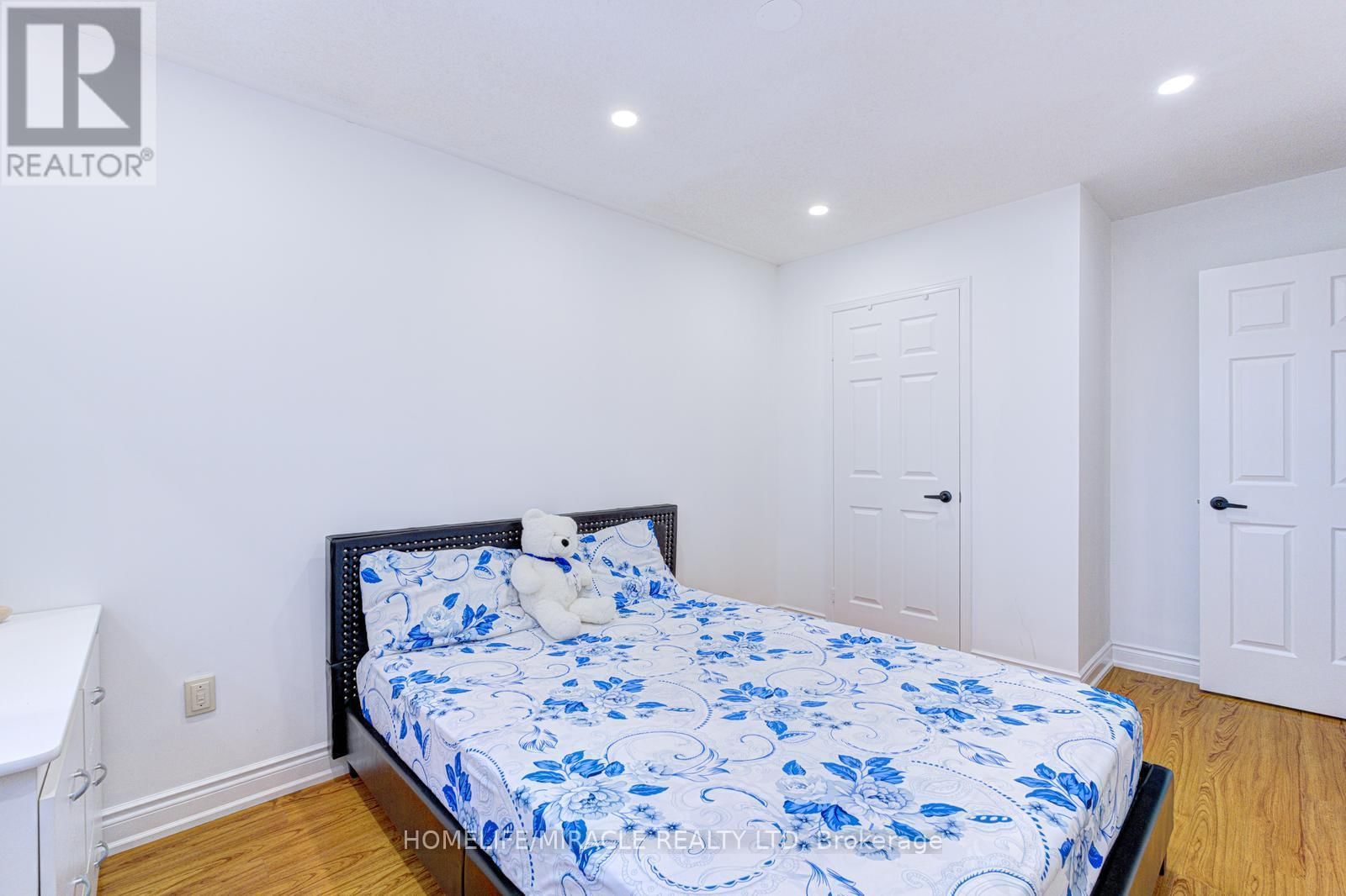 32 PENNSYLVANIA AVENUE Image 31