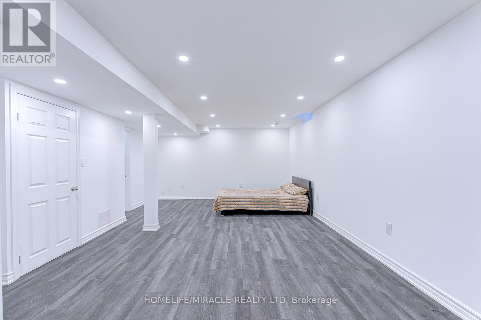 32 PENNSYLVANIA AVENUE Image 41